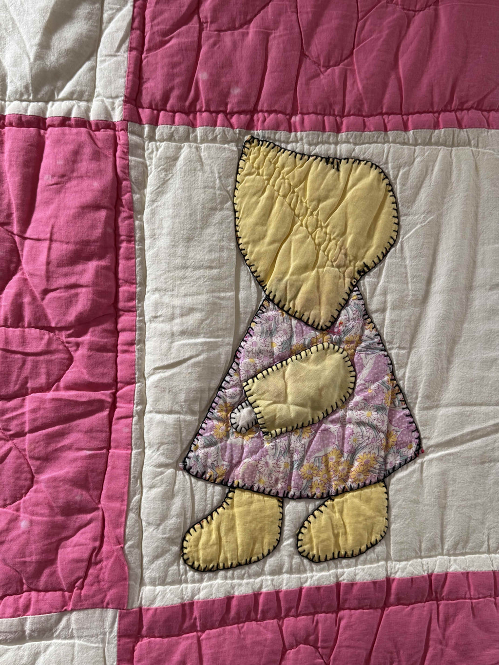 Vintage Sunbonnet Sue Quilt