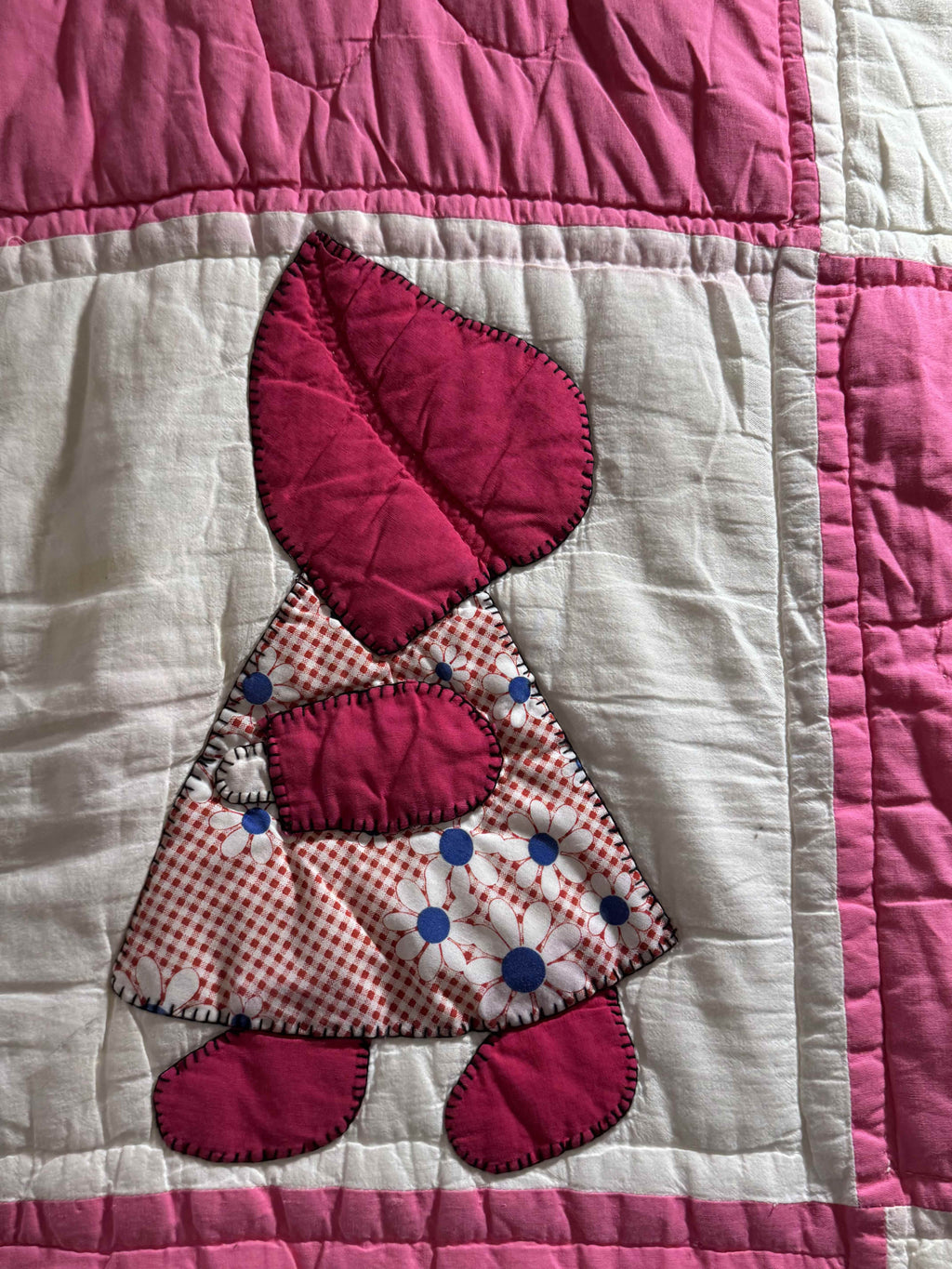 Vintage Sunbonnet Sue Quilt