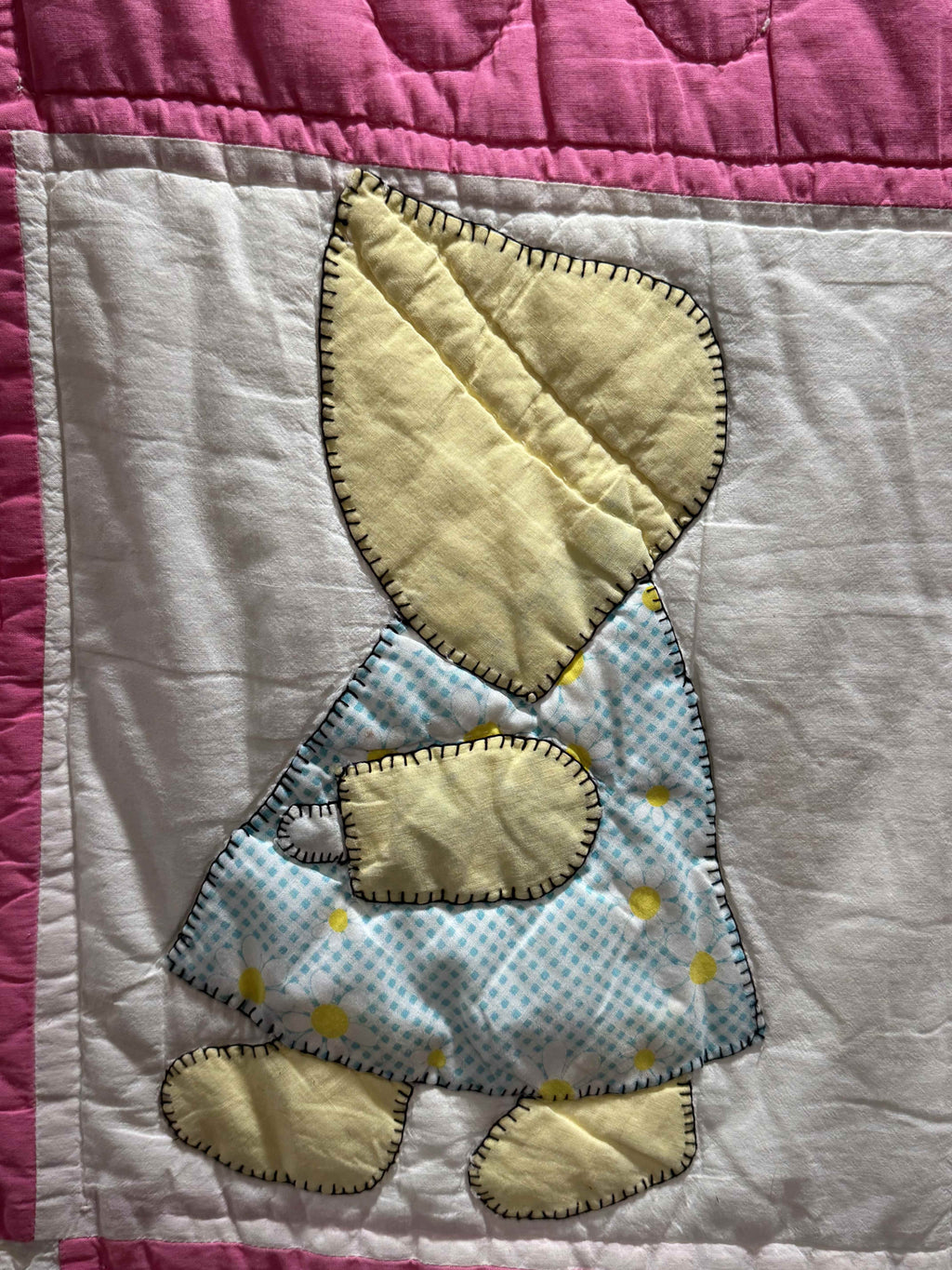 Vintage Sunbonnet Sue Quilt