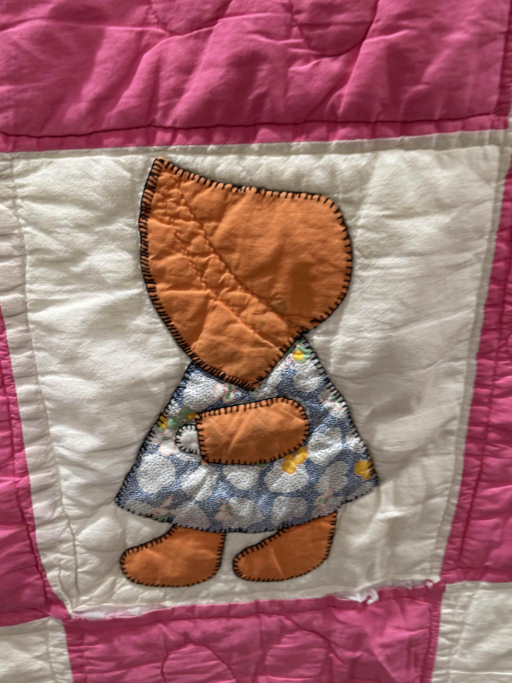 Vintage Sunbonnet Sue Quilt
