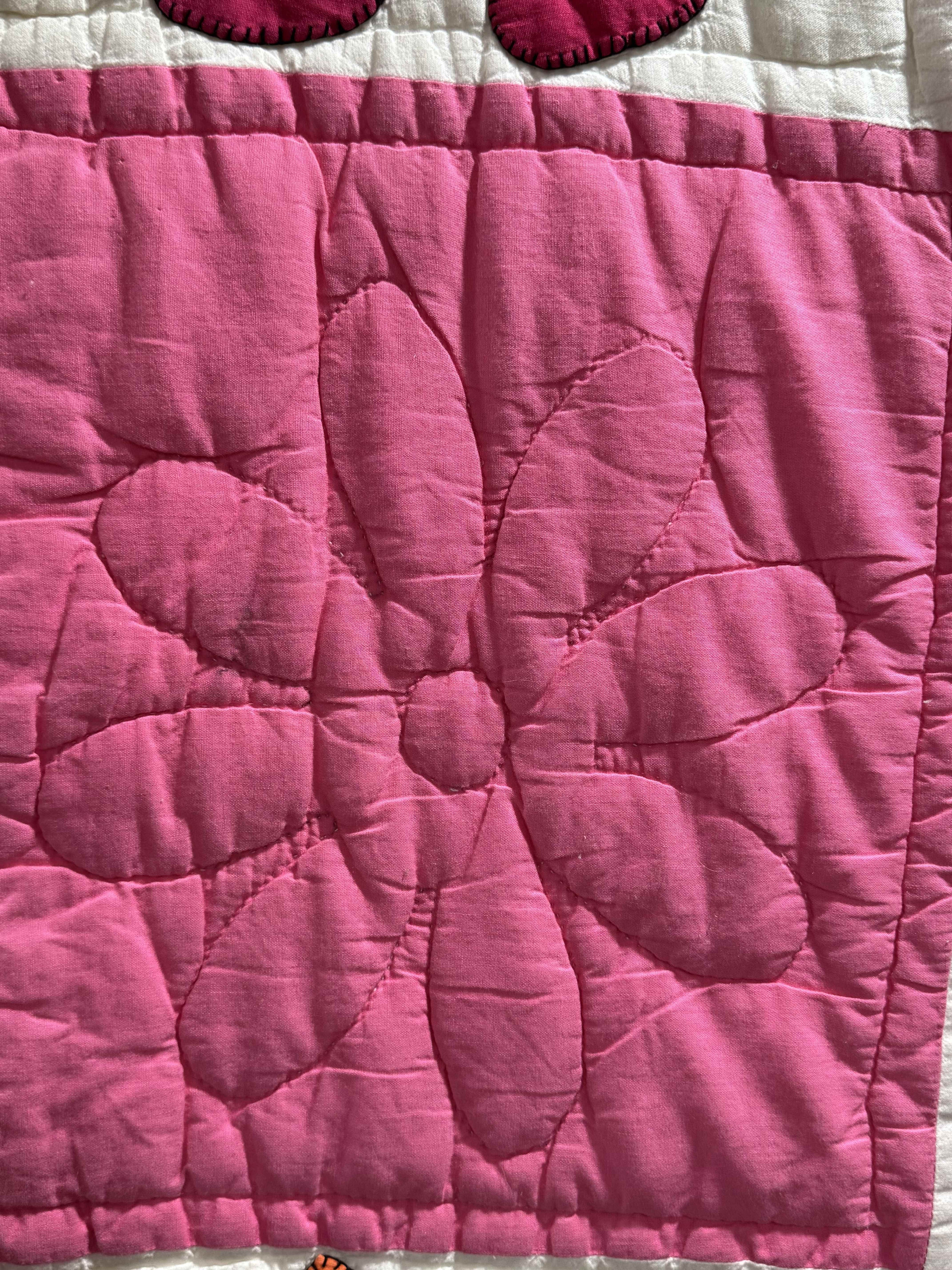 Vintage Sunbonnet Sue Quilt