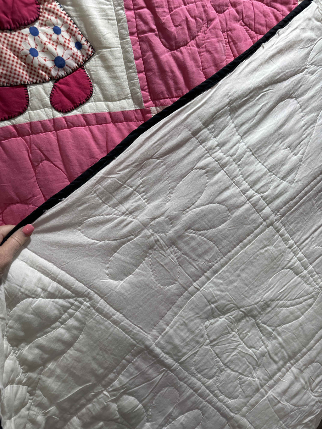Vintage Sunbonnet Sue Quilt
