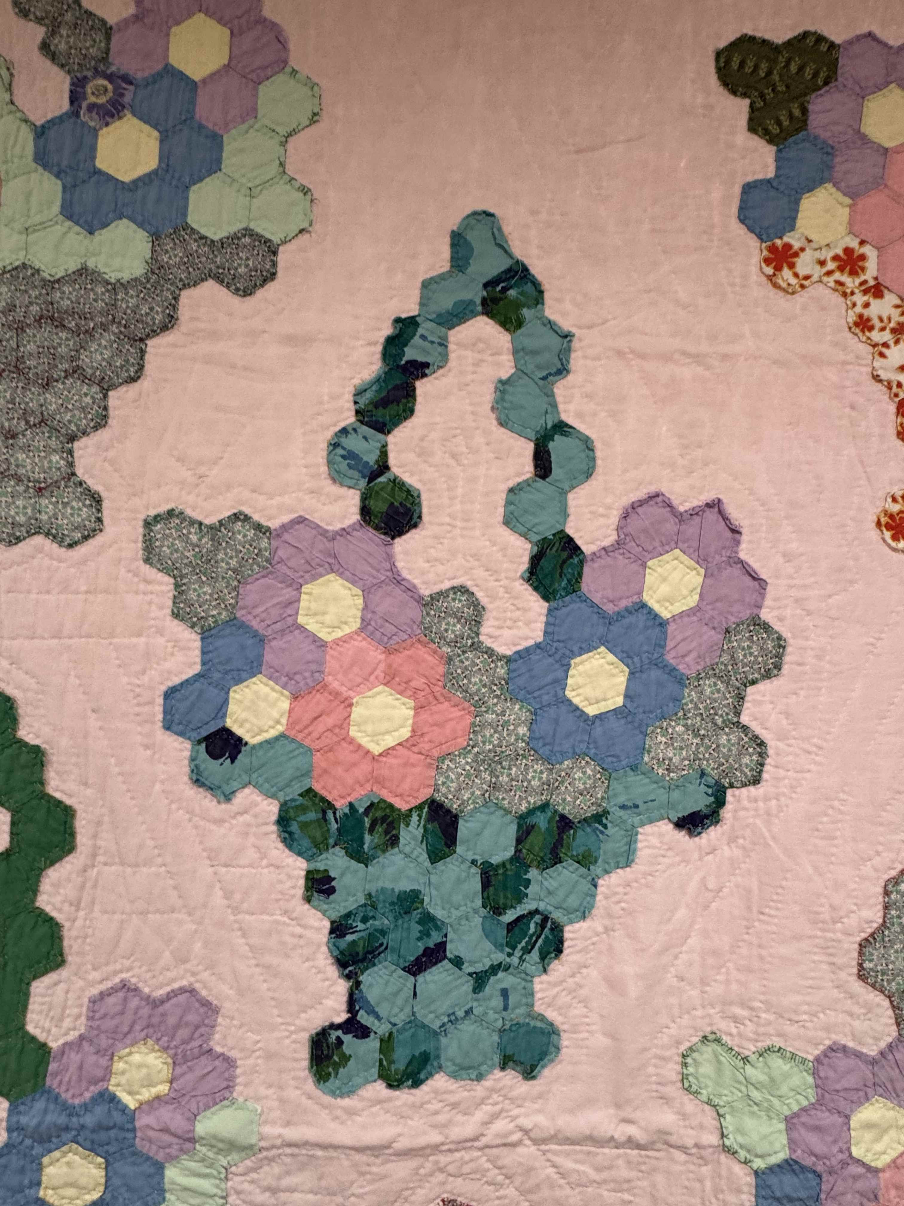 Vintage Hexagon Flower Basket Quilt