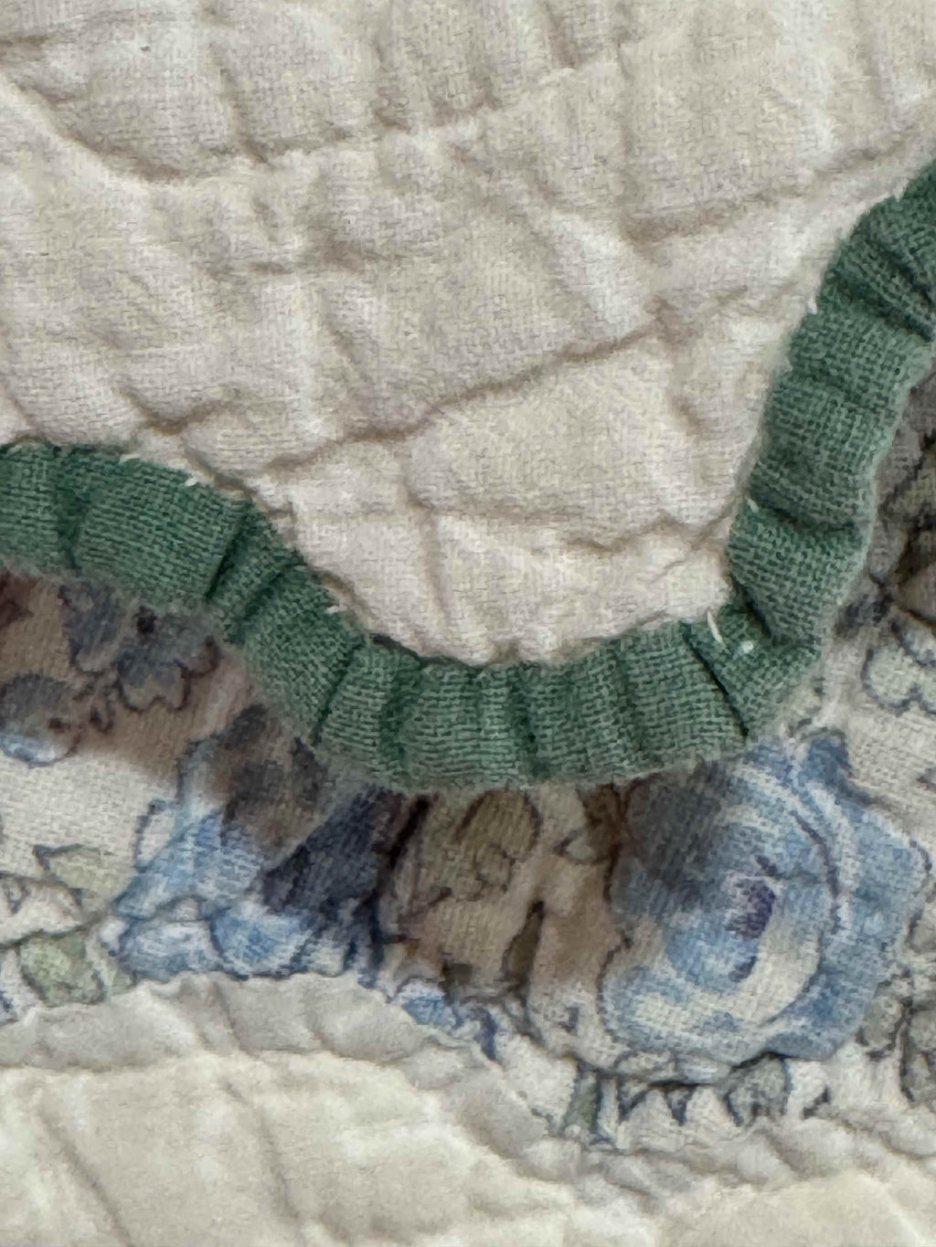 Vintage Grandmother's Flower Garden Quilt with Provenance
