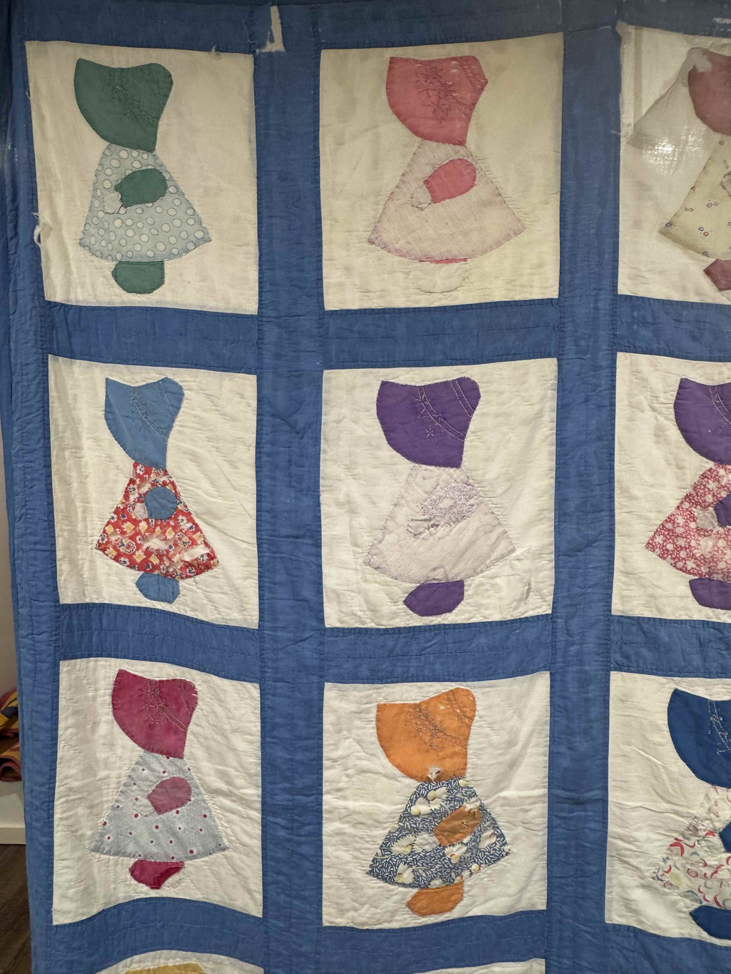 Vintage Sun Bonnet Sue Quilt
