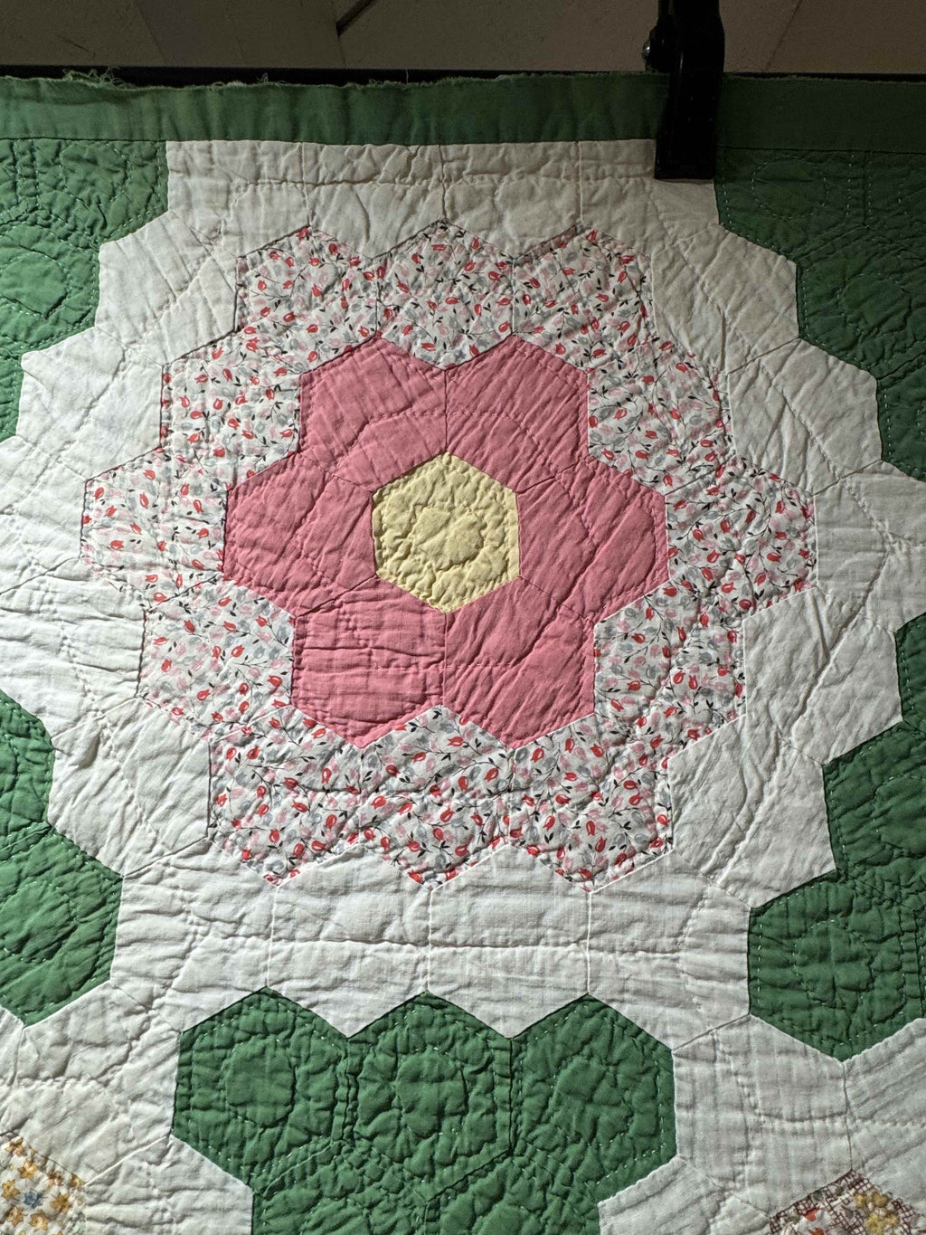 Vintage Quilt Grandmother's Flower Garden