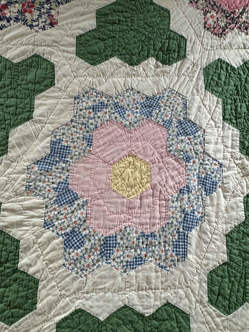 Vintage Quilt Grandmother's Flower Garden
