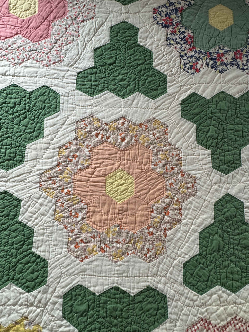 Vintage Quilt Grandmother's Flower Garden