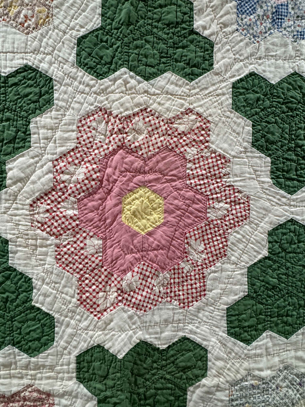 Vintage Quilt Grandmother's Flower Garden