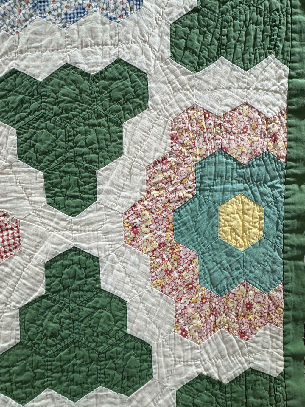 Vintage Quilt Grandmother's Flower Garden