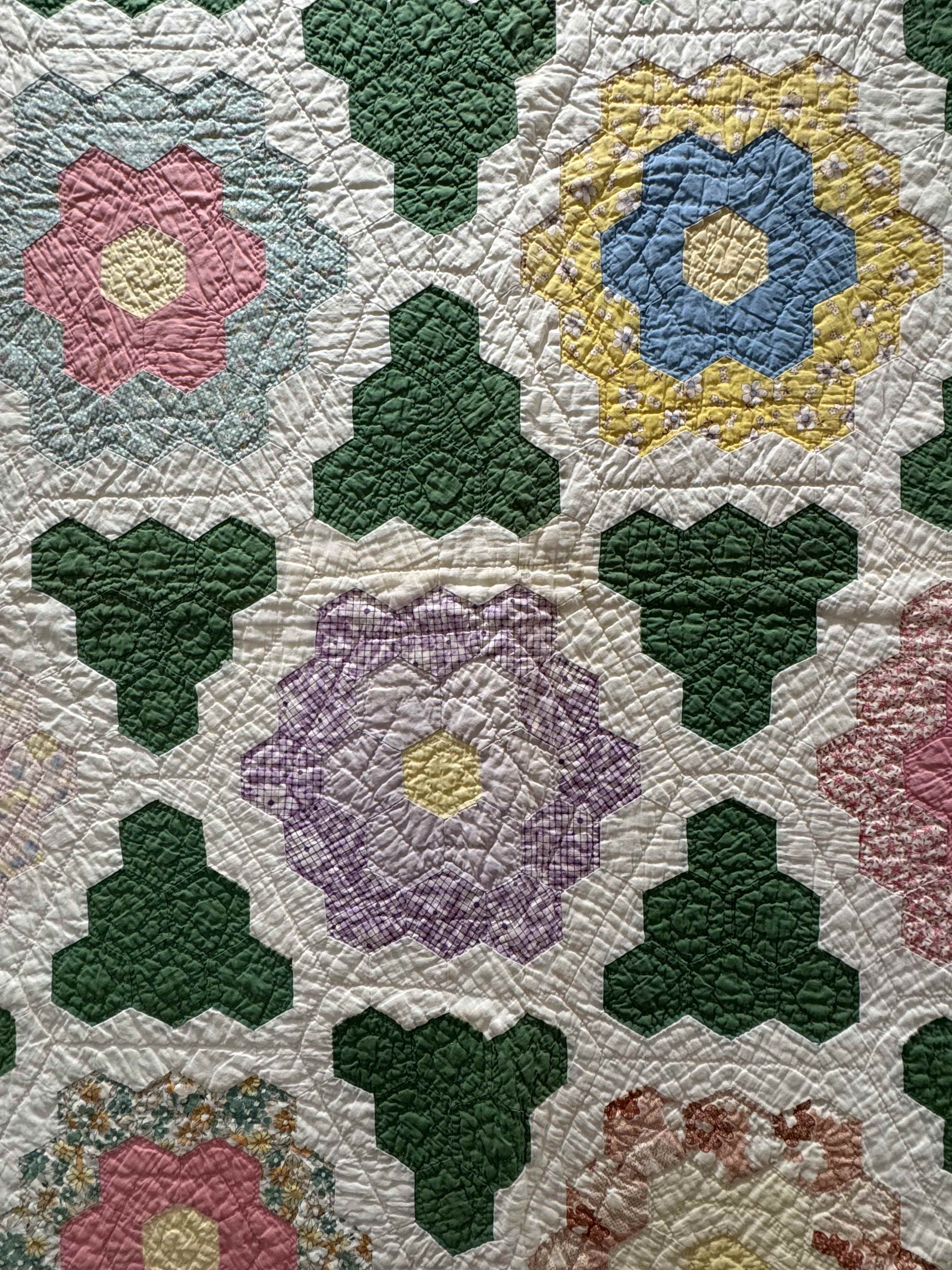 Vintage Quilt Grandmother's Flower Garden
