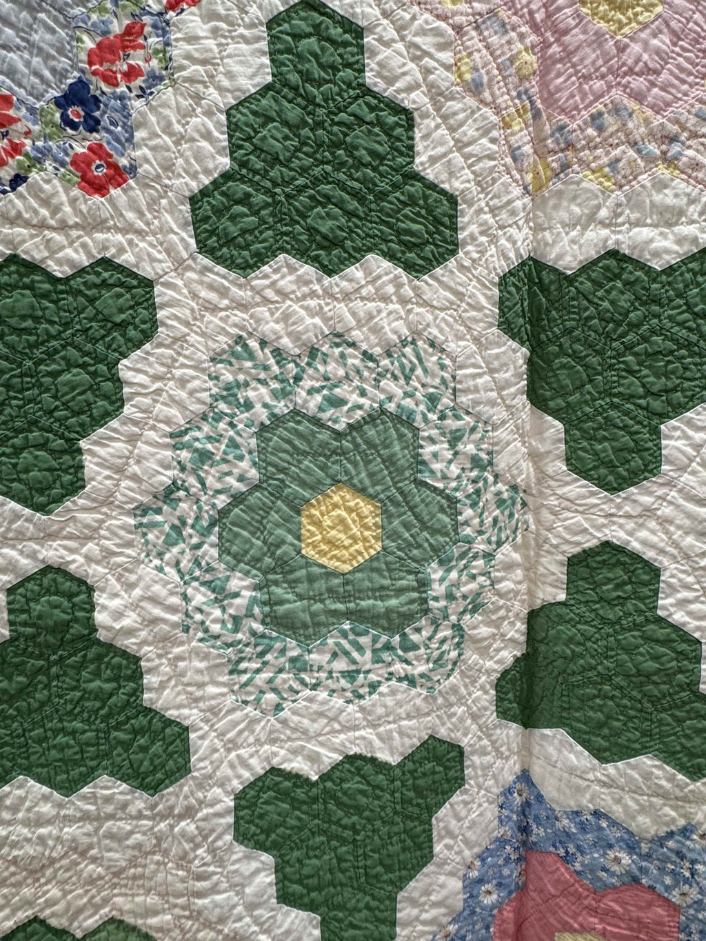 Vintage Quilt Grandmother's Flower Garden