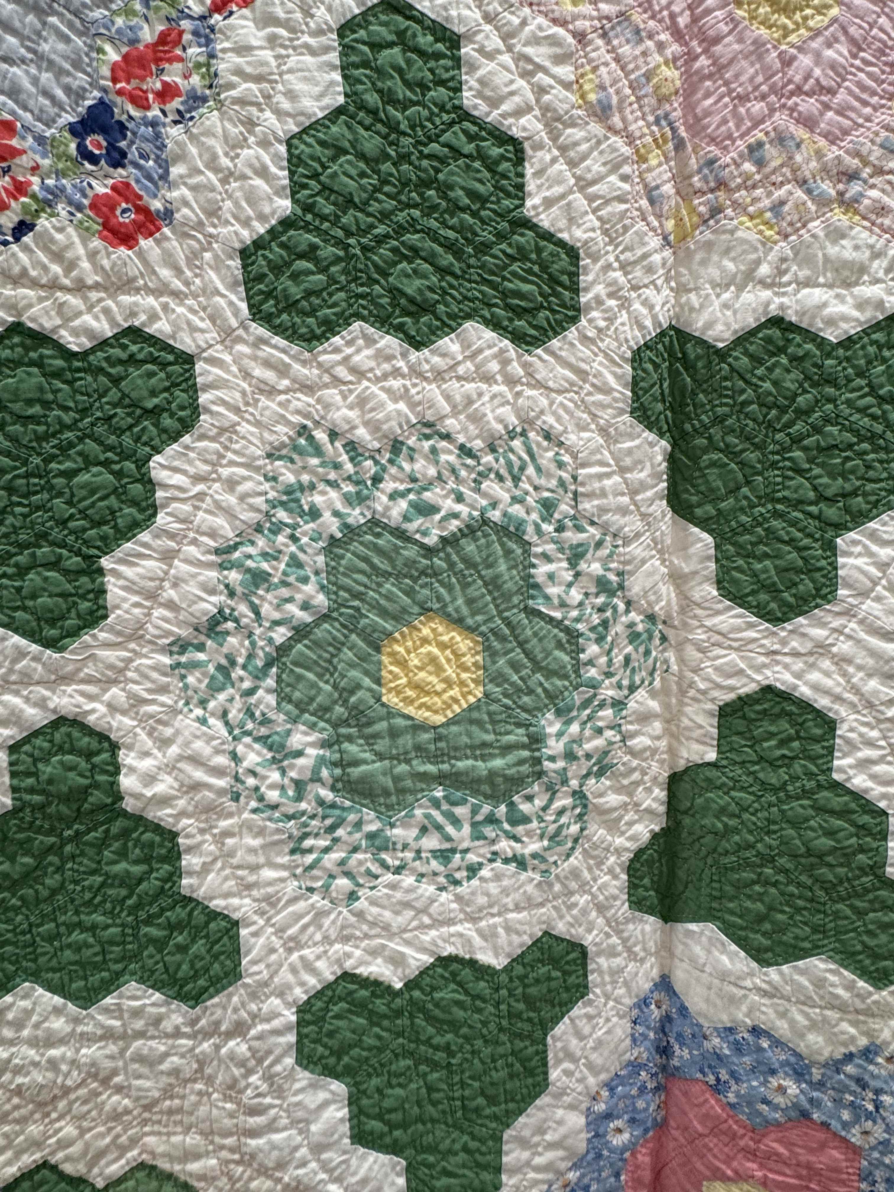 Vintage Quilt Grandmother's Flower Garden