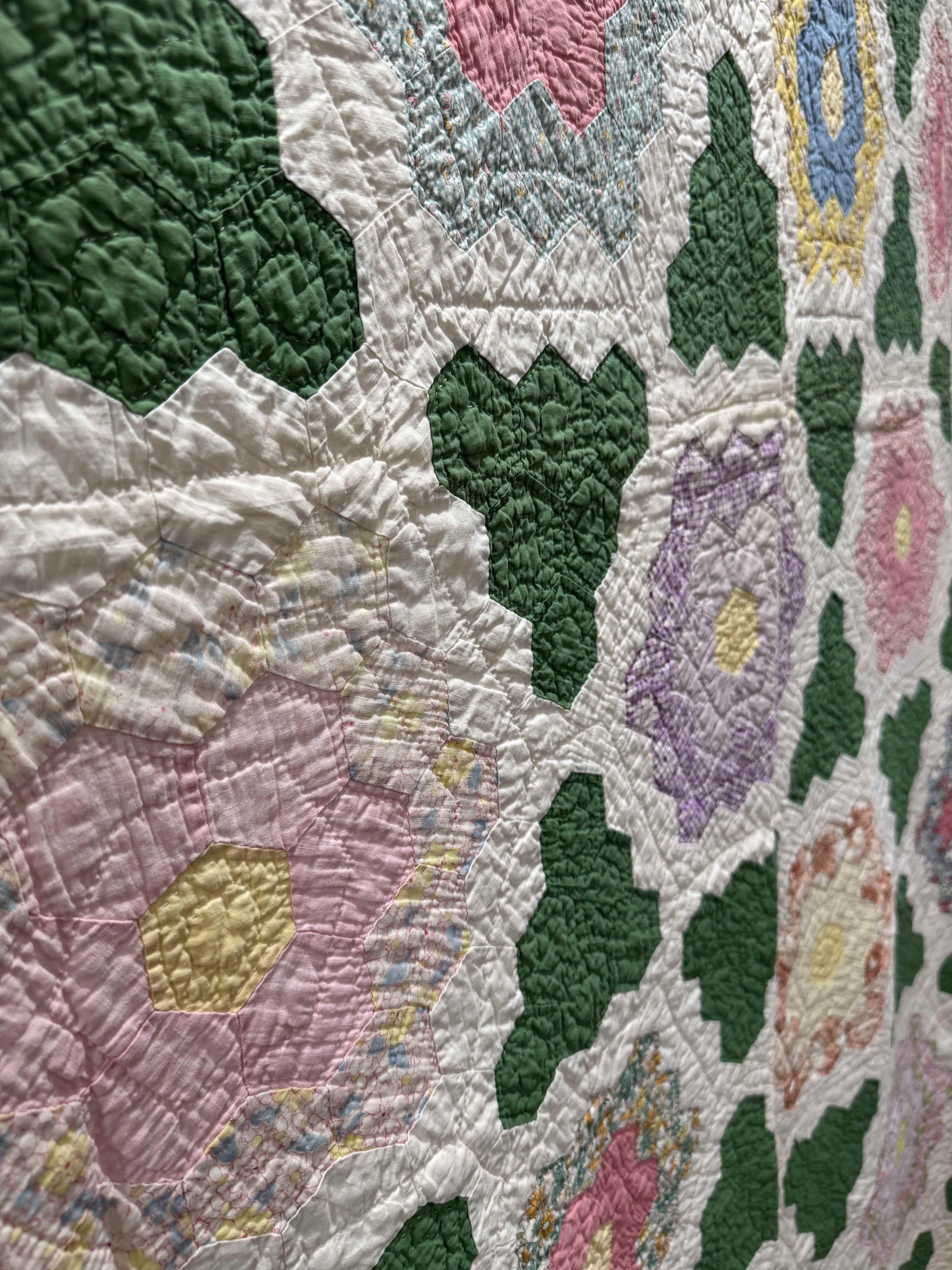 Vintage Quilt Grandmother's Flower Garden