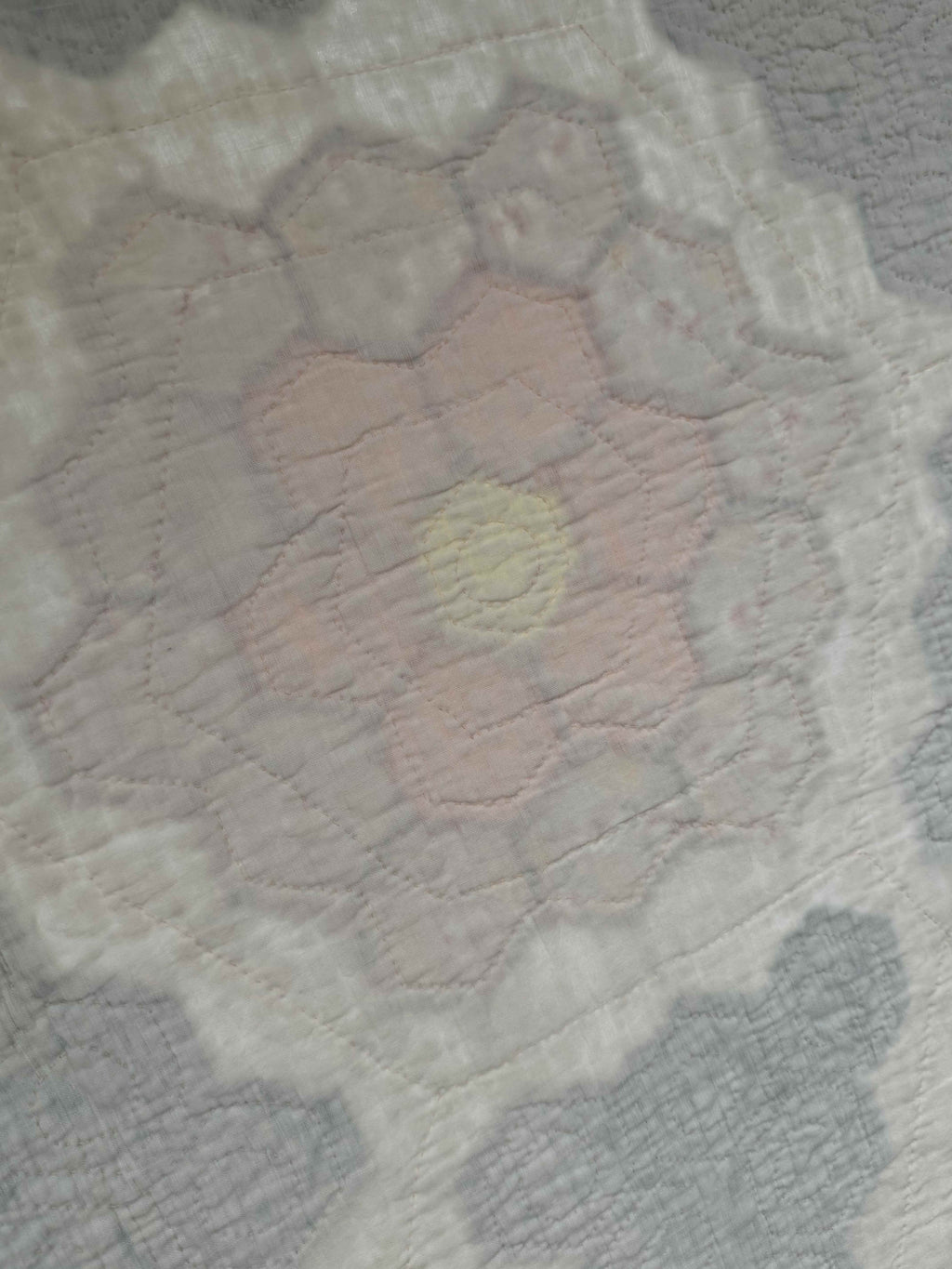 Vintage Quilt Grandmother's Flower Garden
