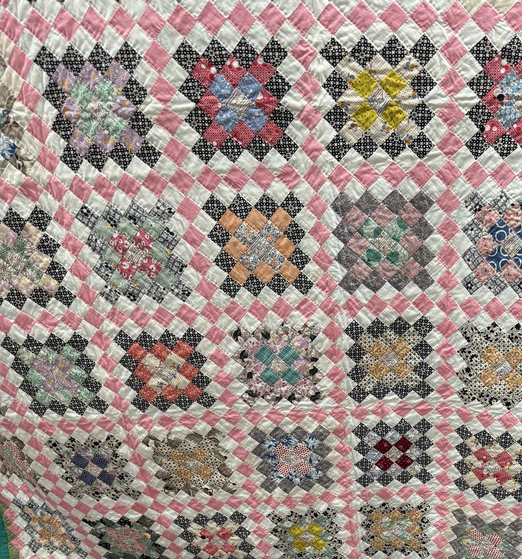 Vintage Quilt Trip Around the World Variation