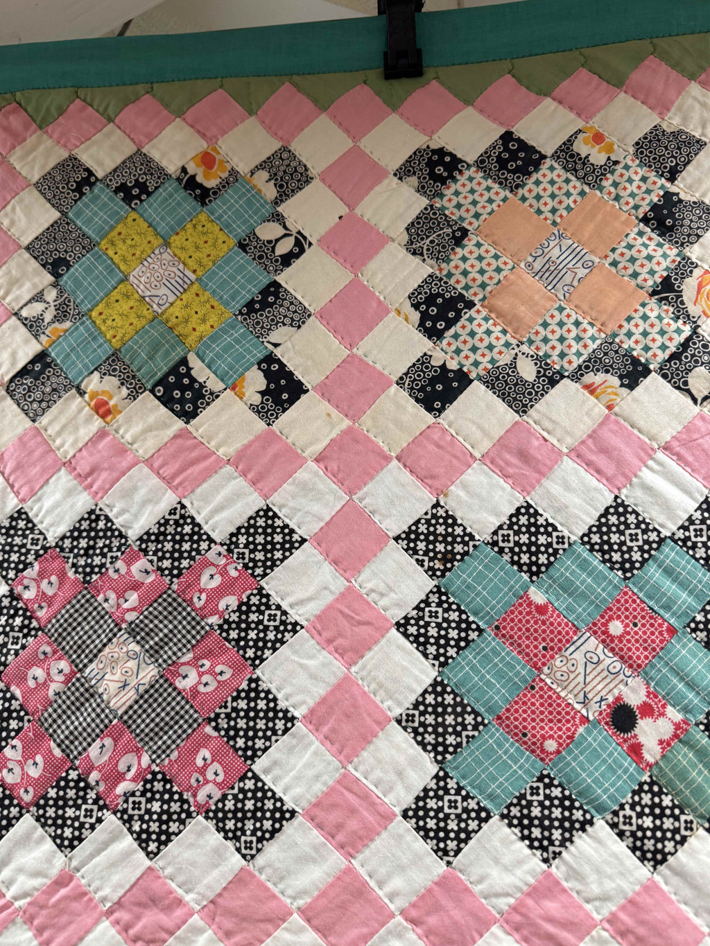 Vintage Quilt Trip Around the World Variation