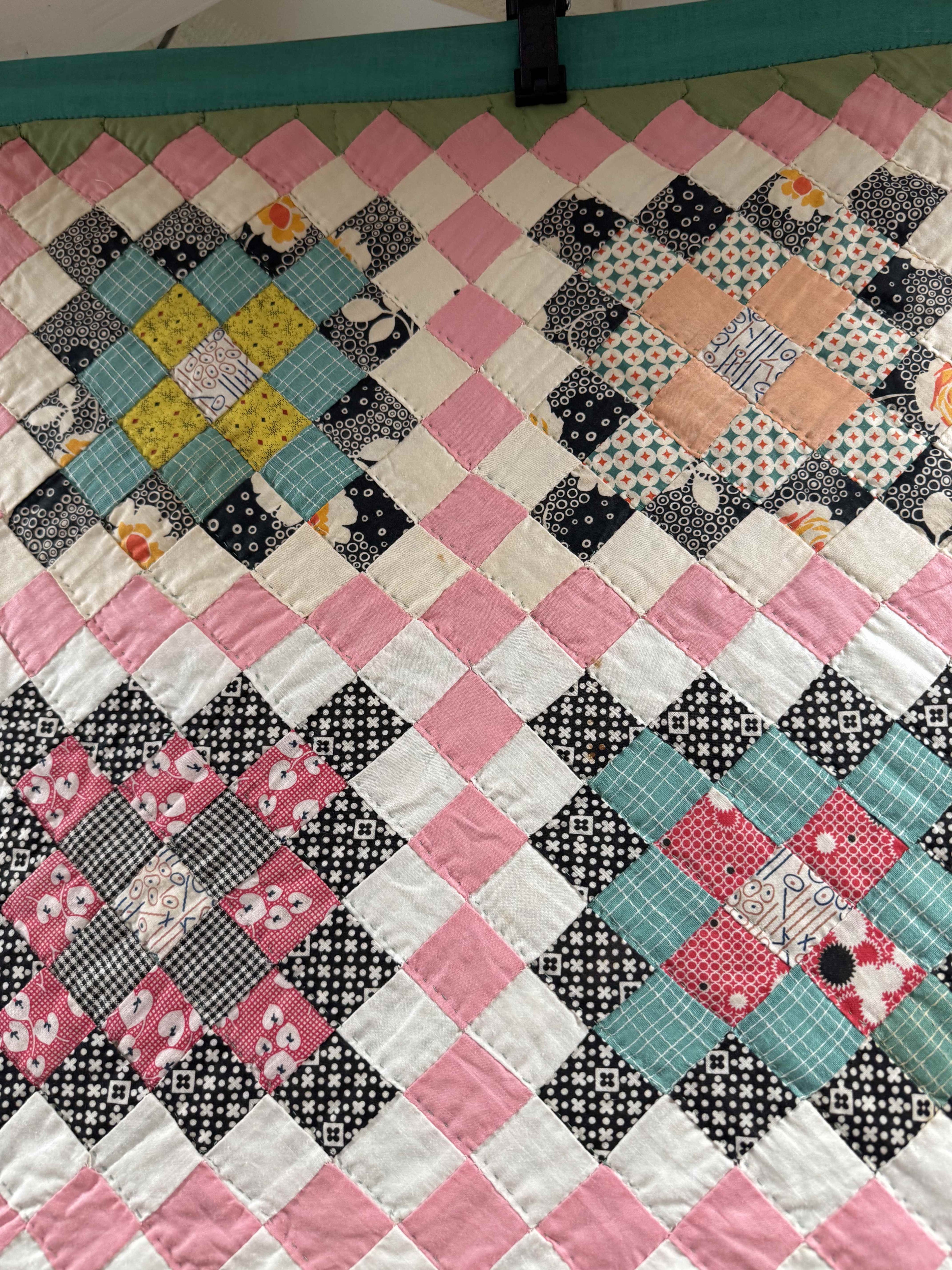 Vintage Quilt Trip Around the World Variation