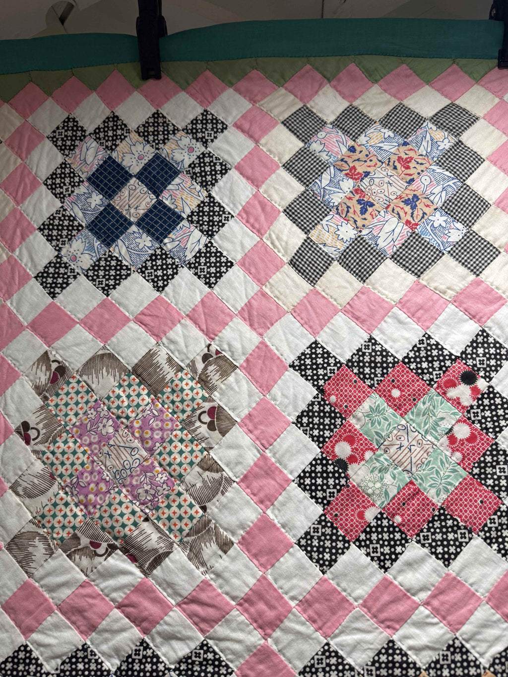 Vintage Quilt Trip Around the World Variation