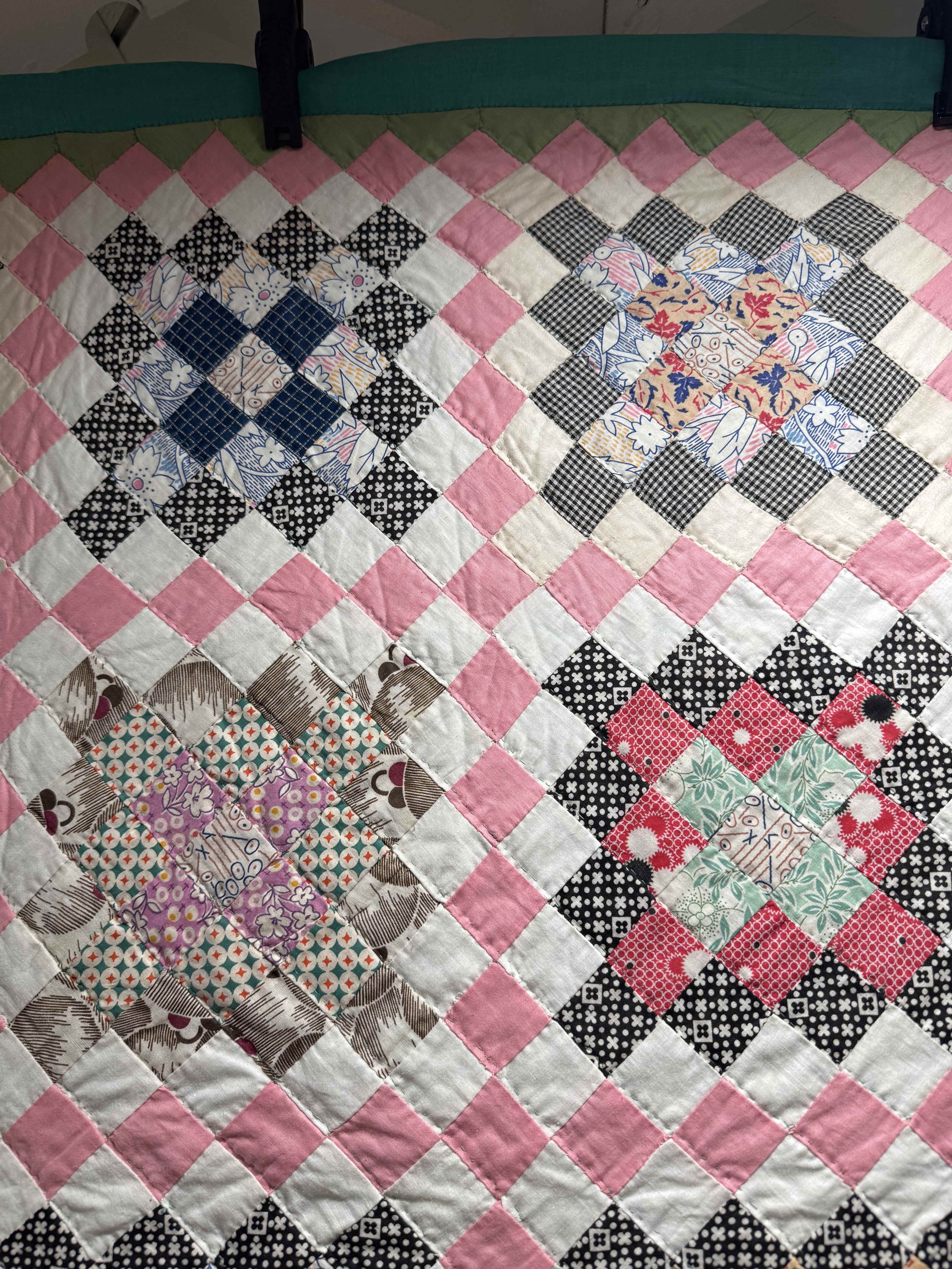 Vintage Quilt Trip Around the World Variation