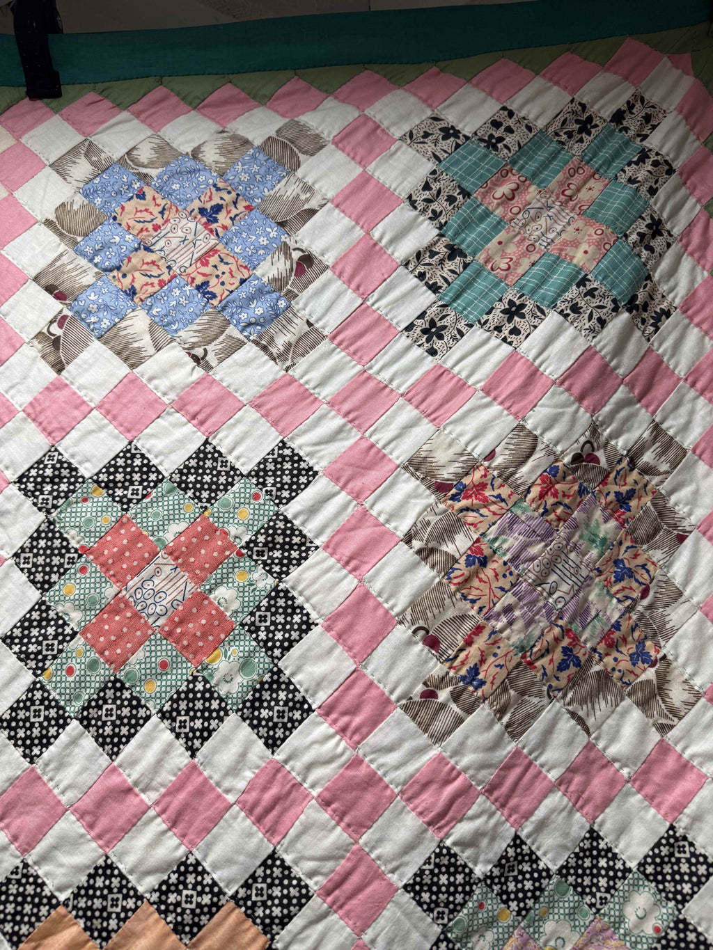 Vintage Quilt Trip Around the World Variation