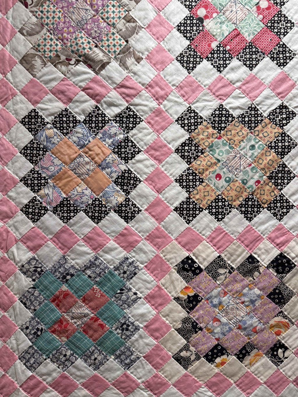 Vintage Quilt Trip Around the World Variation