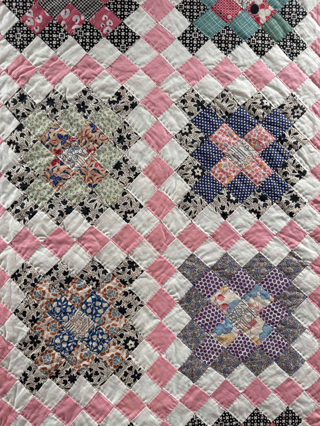 Vintage Quilt Trip Around the World Variation