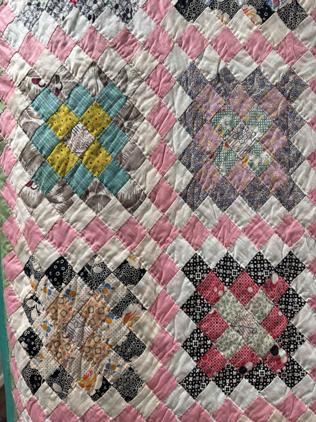 Vintage Quilt Trip Around the World Variation