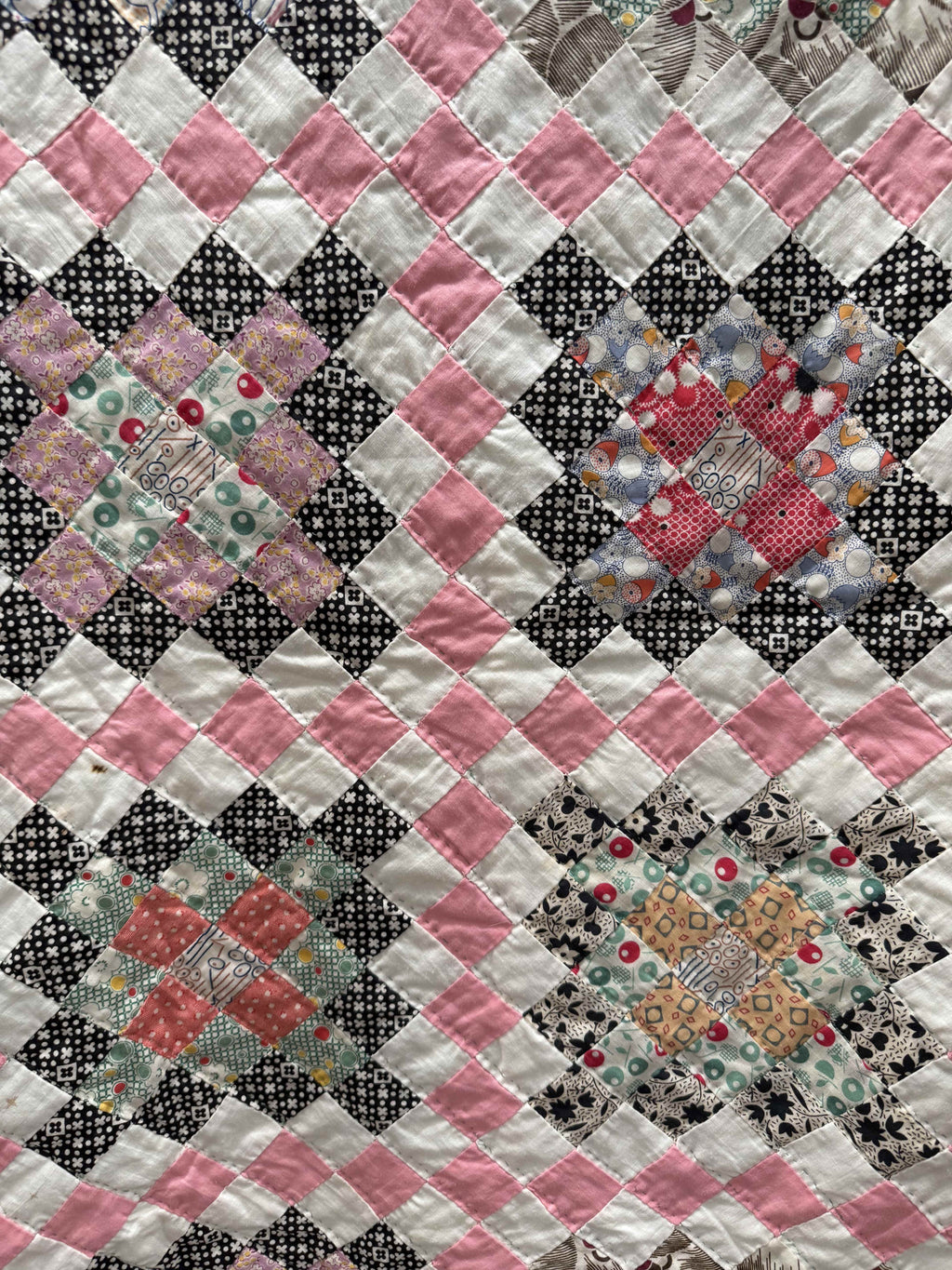 Vintage Quilt Trip Around the World Variation