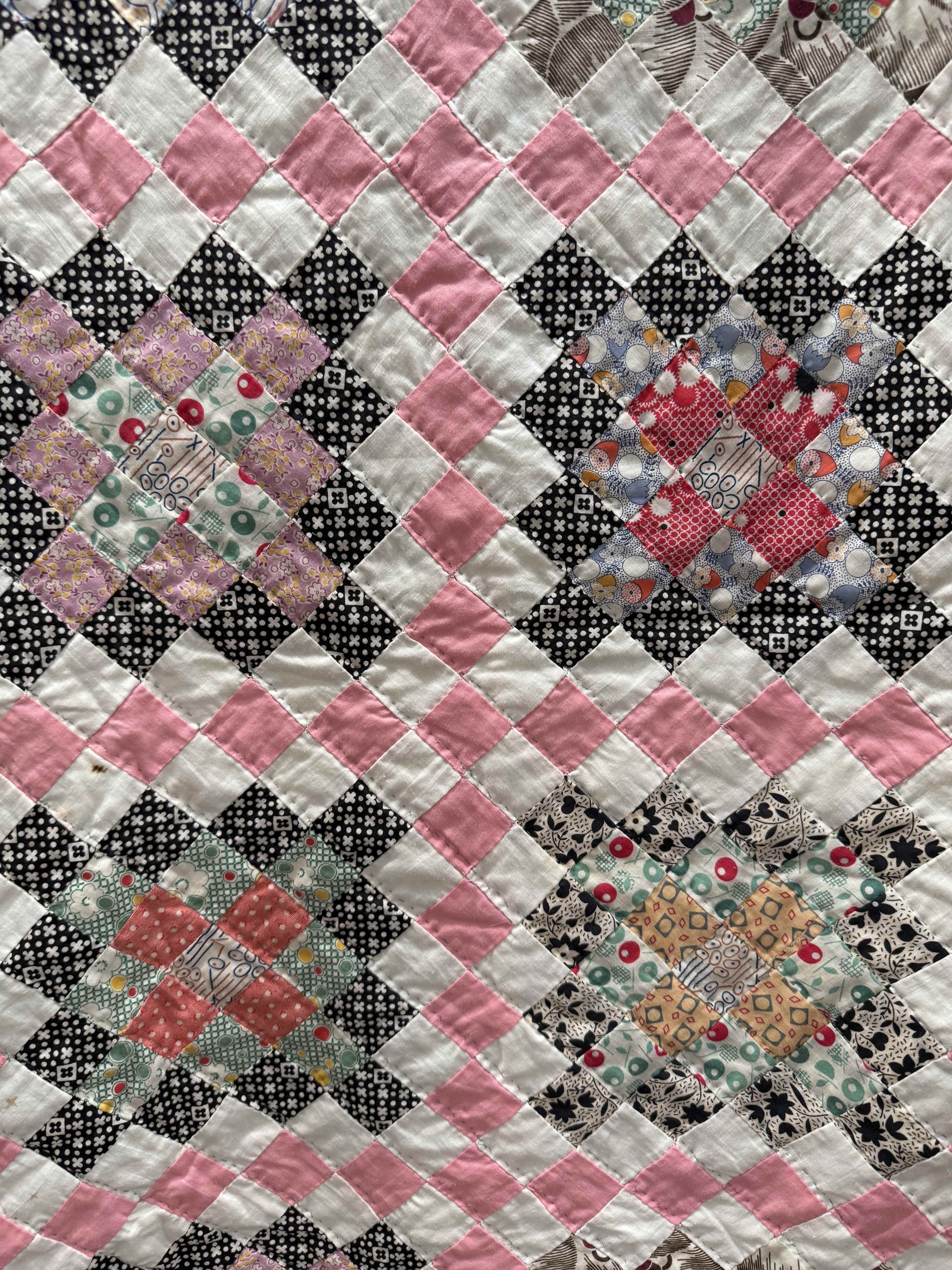 Vintage Quilt Trip Around the World Variation
