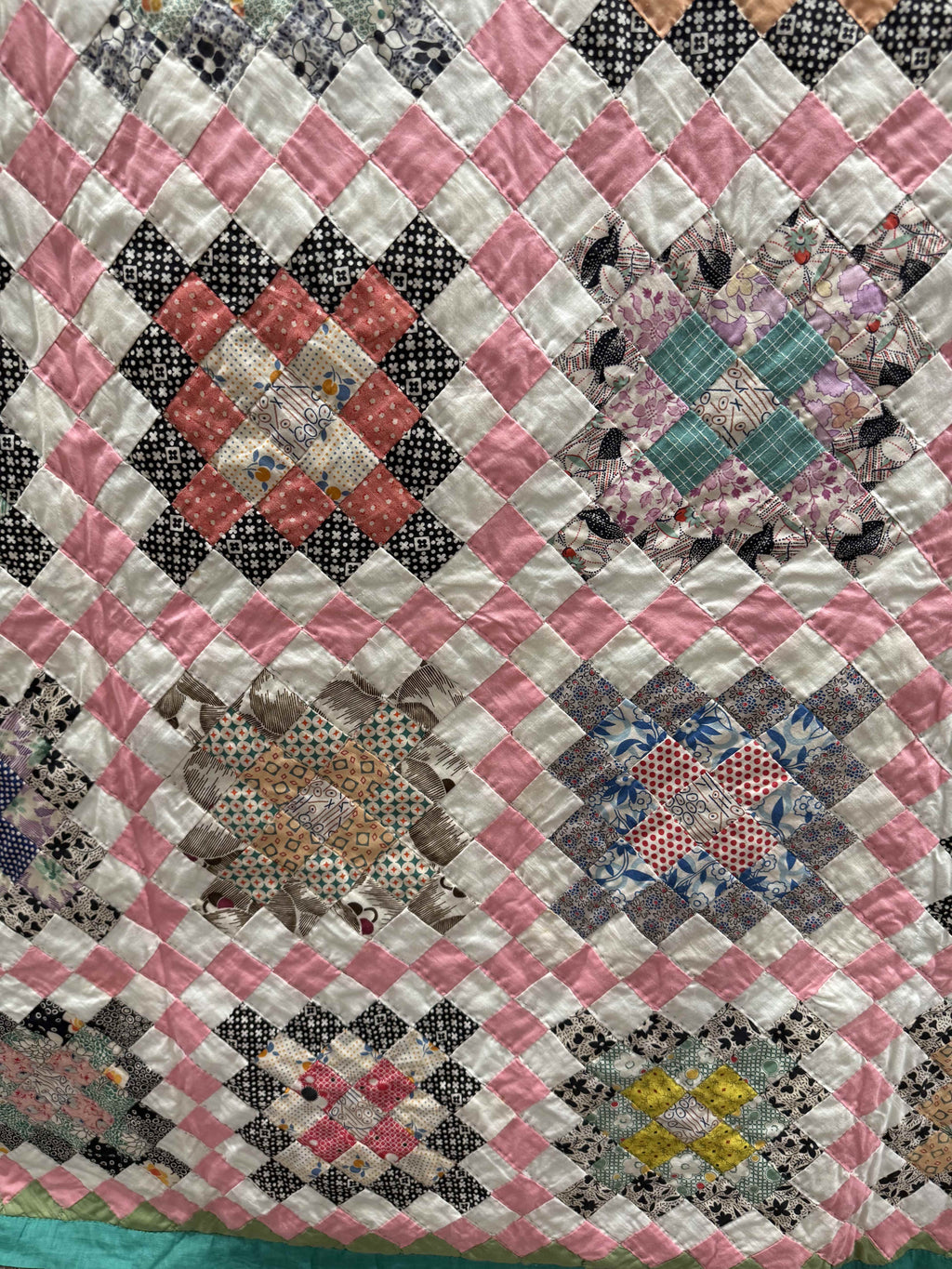 Vintage Quilt Trip Around the World Variation
