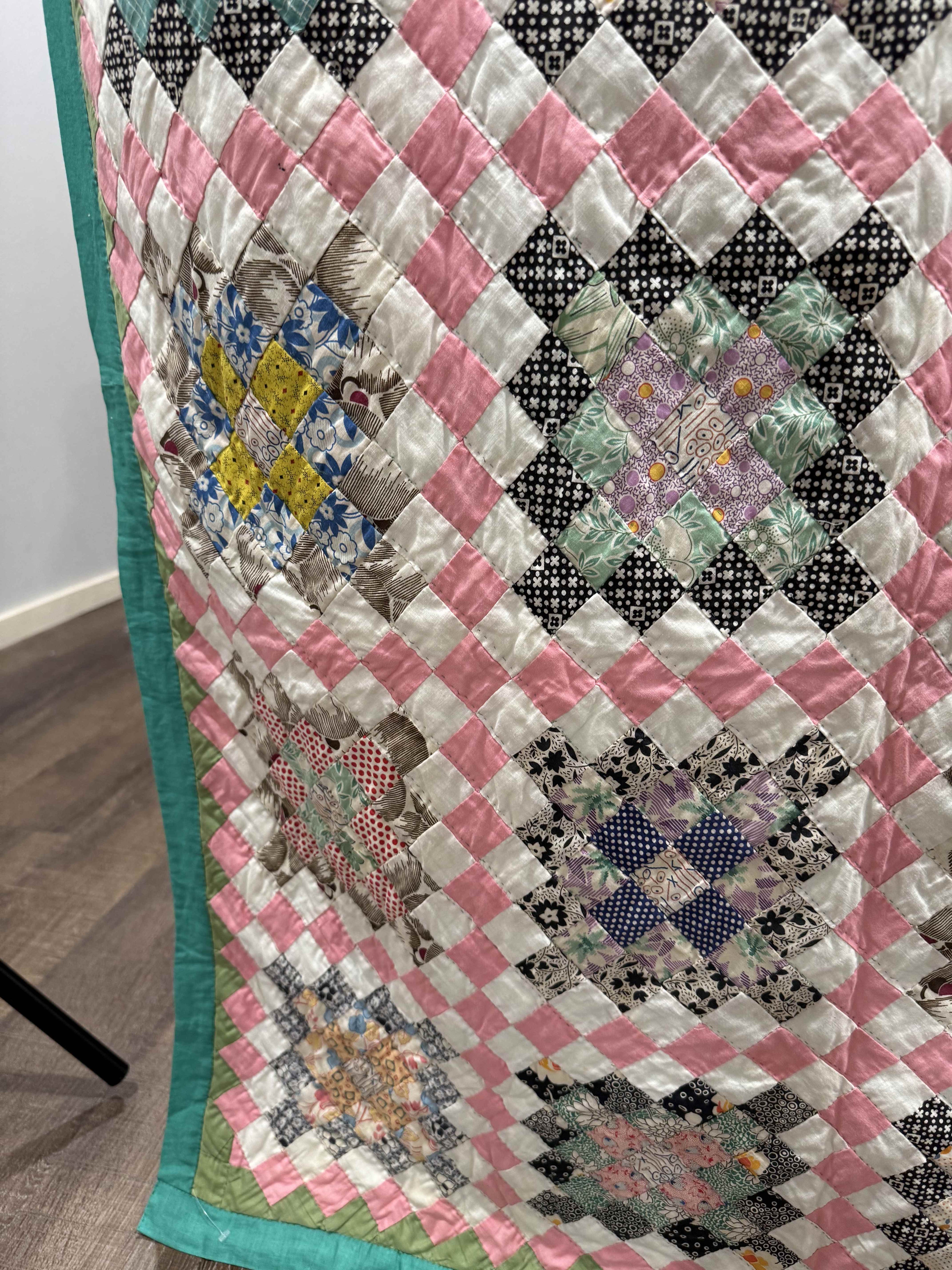 Vintage Quilt Trip Around the World Variation