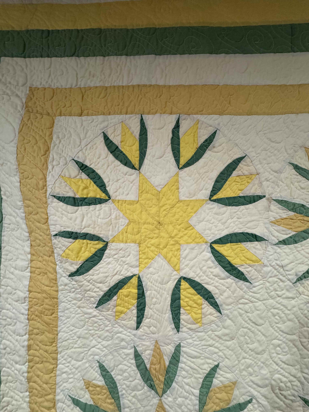 Vintage Quilt Cottage Tulip