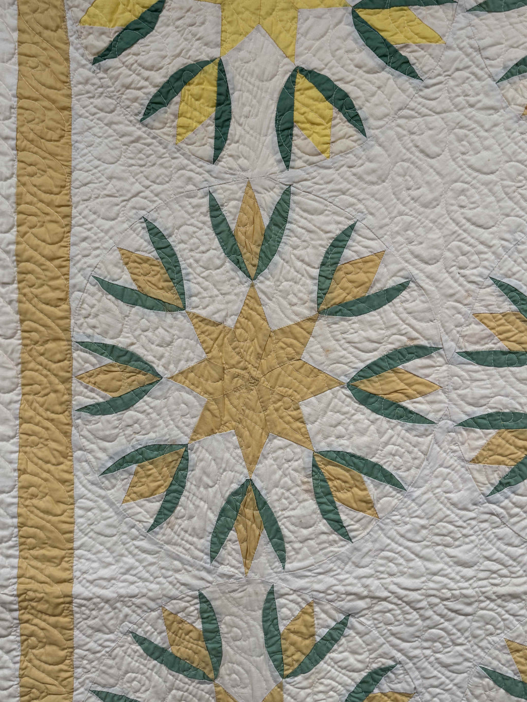 Vintage Quilt Cottage Tulip