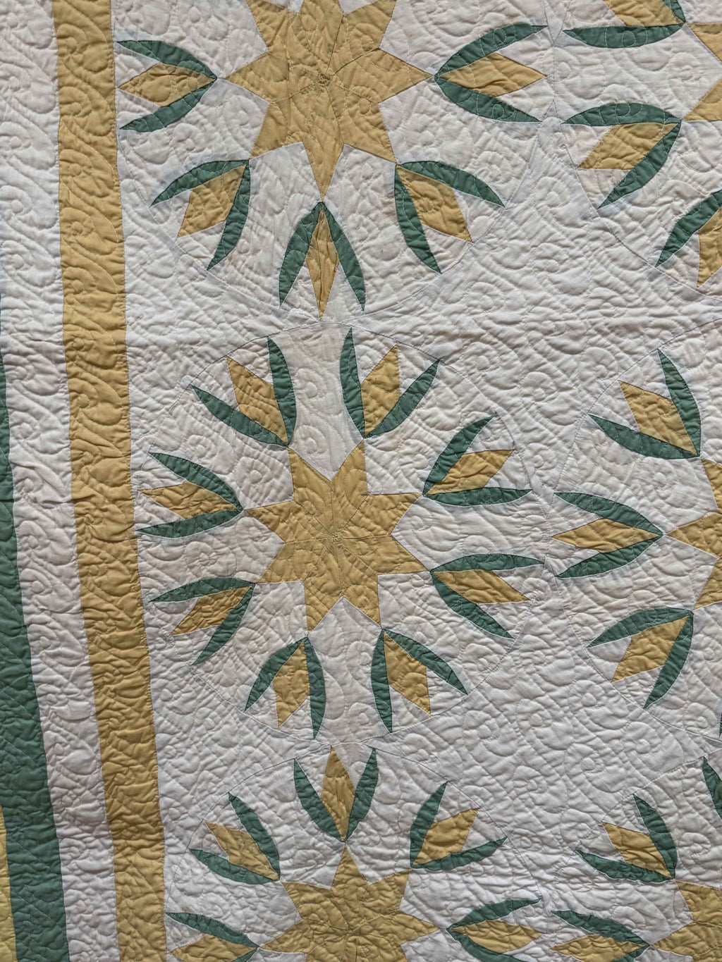 Vintage Quilt Cottage Tulip