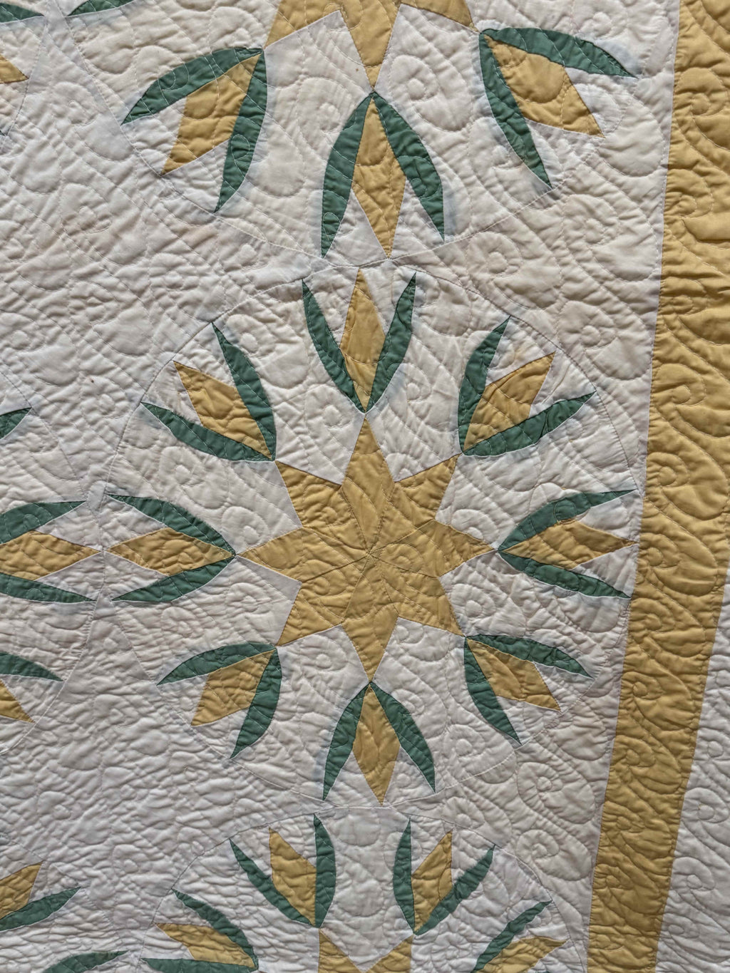 Vintage Quilt Cottage Tulip
