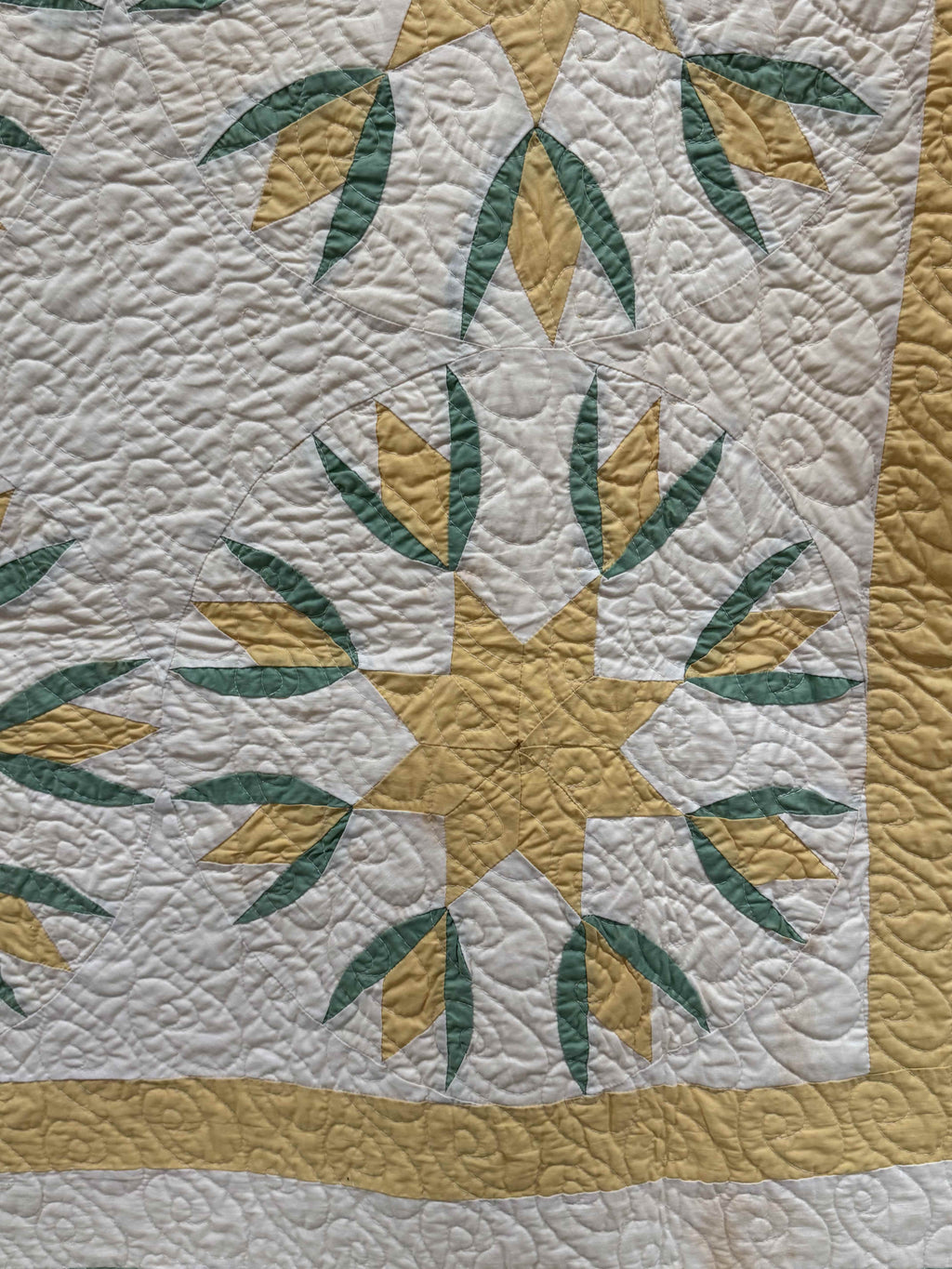 Vintage Quilt Cottage Tulip