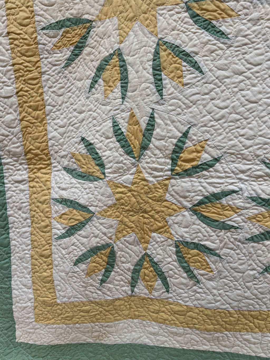 Vintage Quilt Cottage Tulip