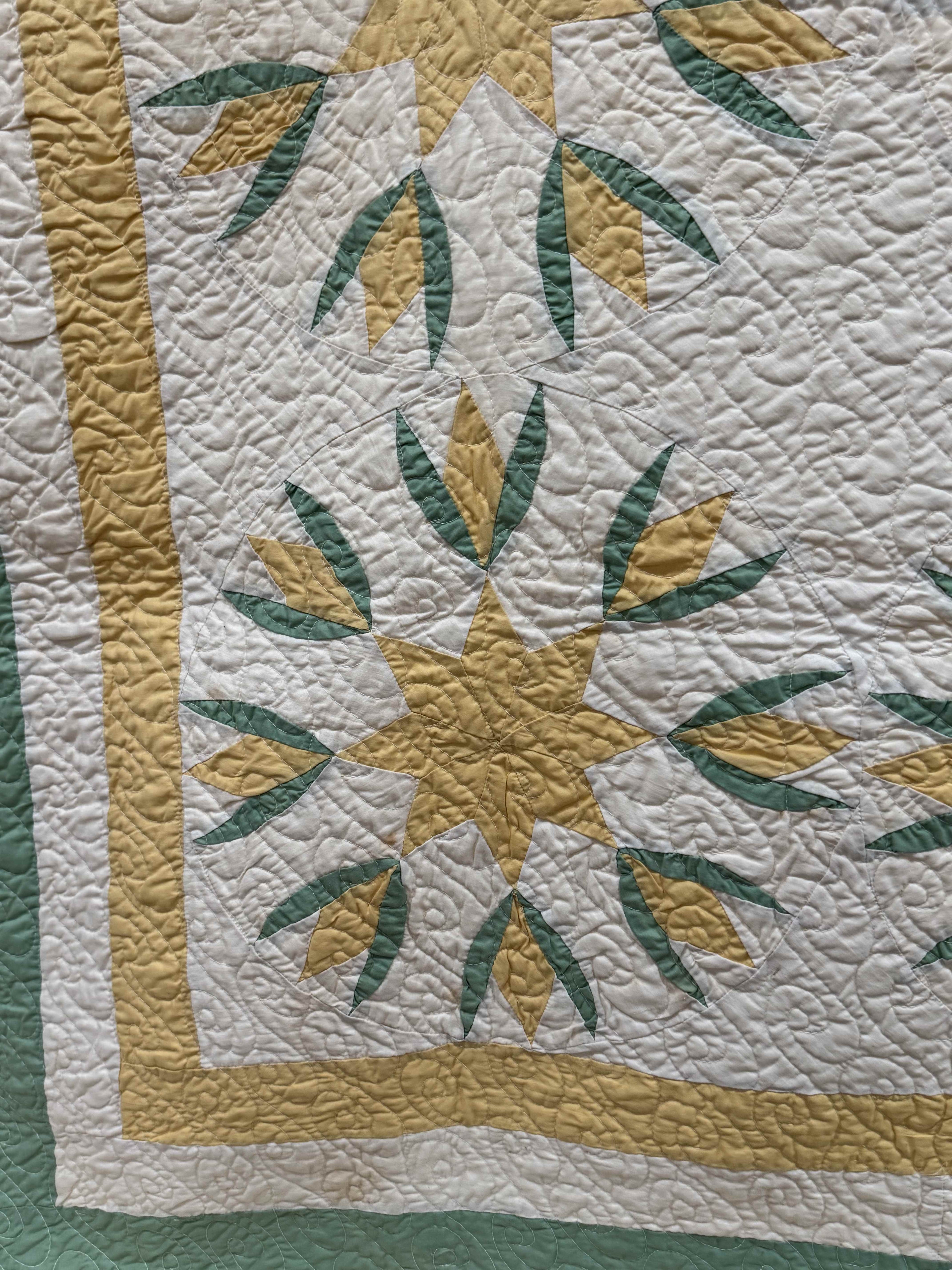 Vintage Quilt Cottage Tulip
