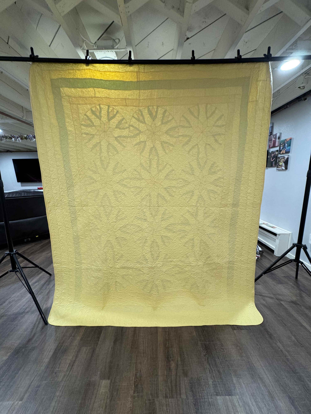 Vintage Quilt Cottage Tulip