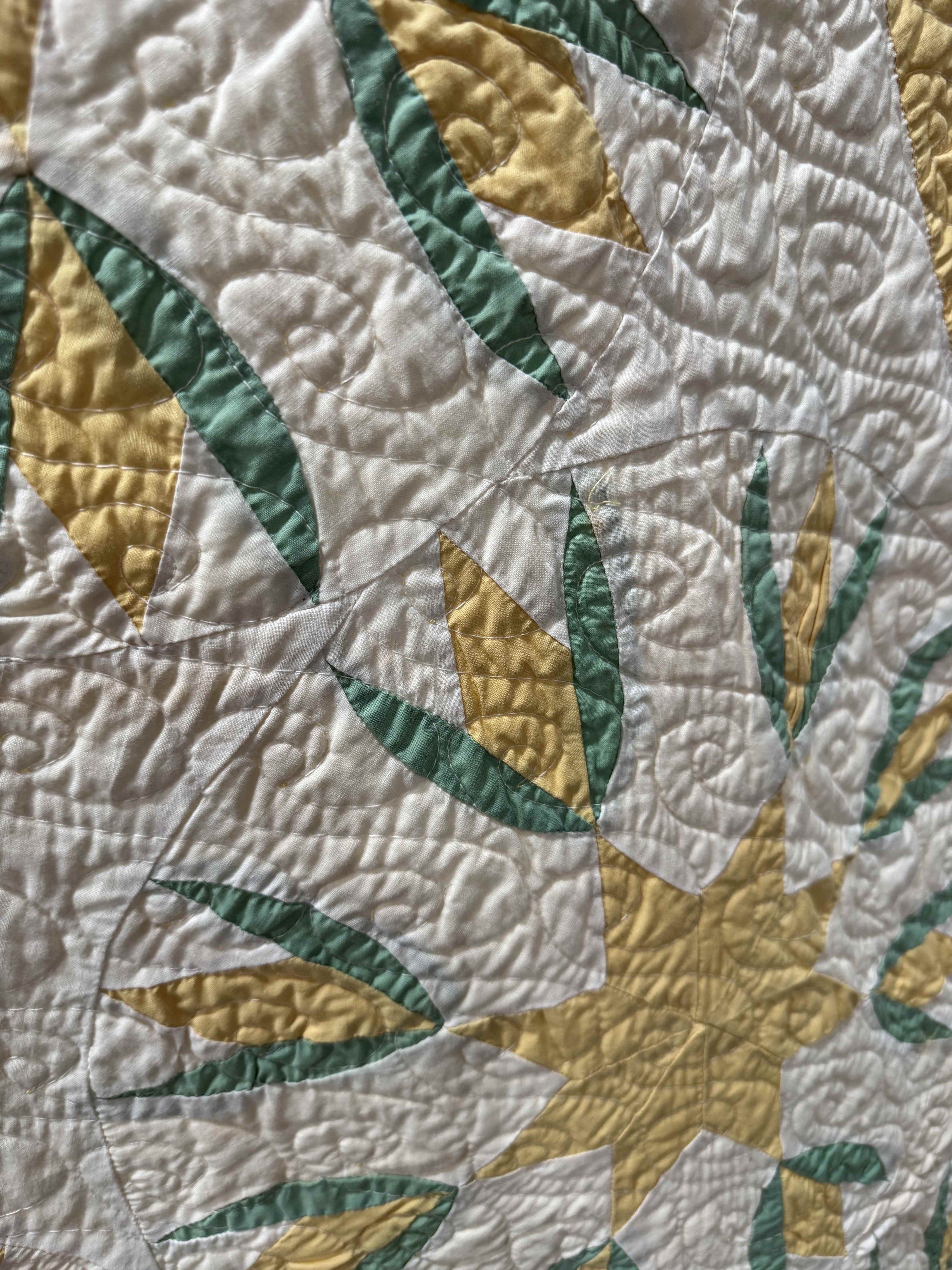 Vintage Quilt Cottage Tulip