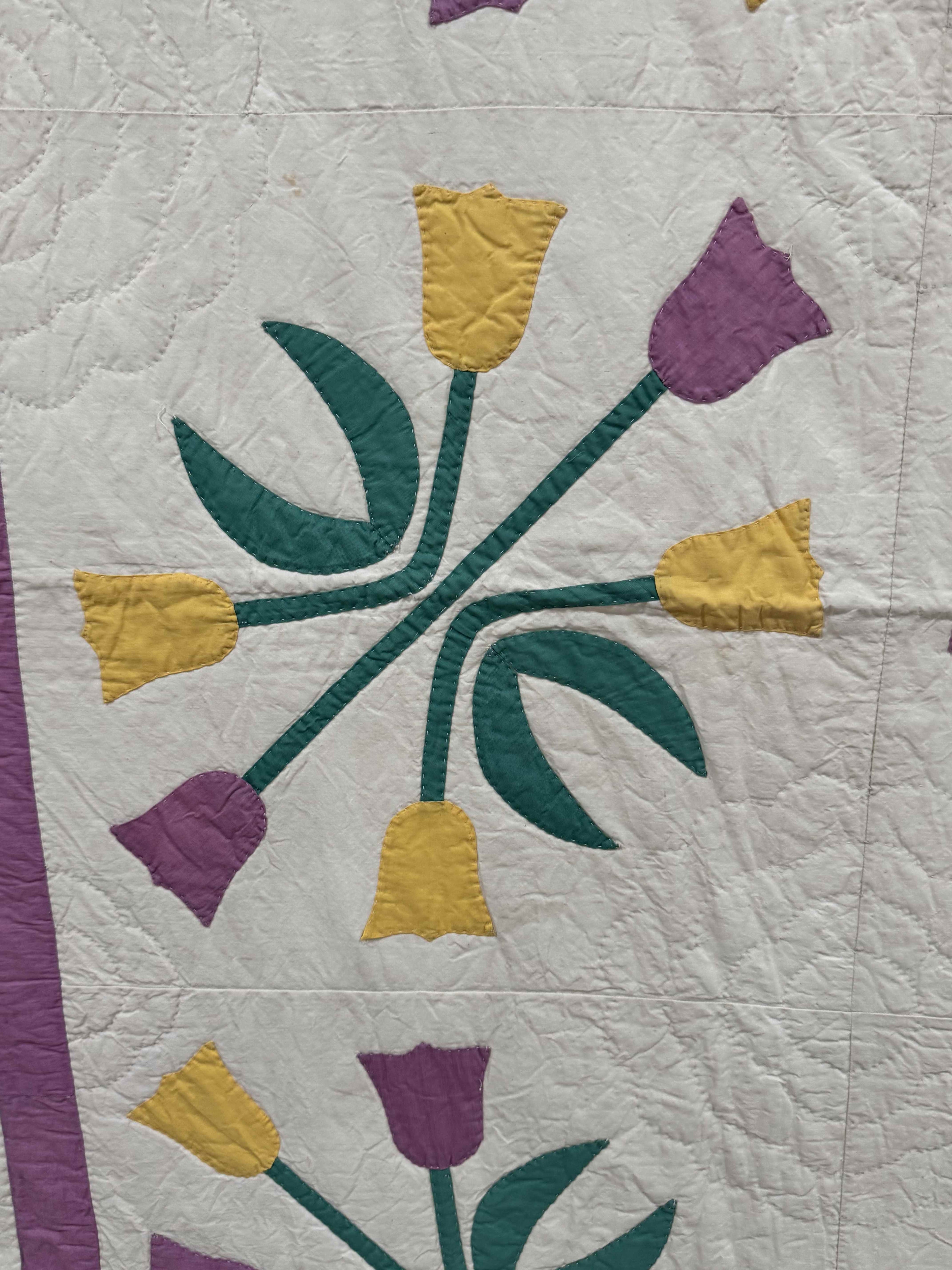 Vintage Quilt Tulip Applique