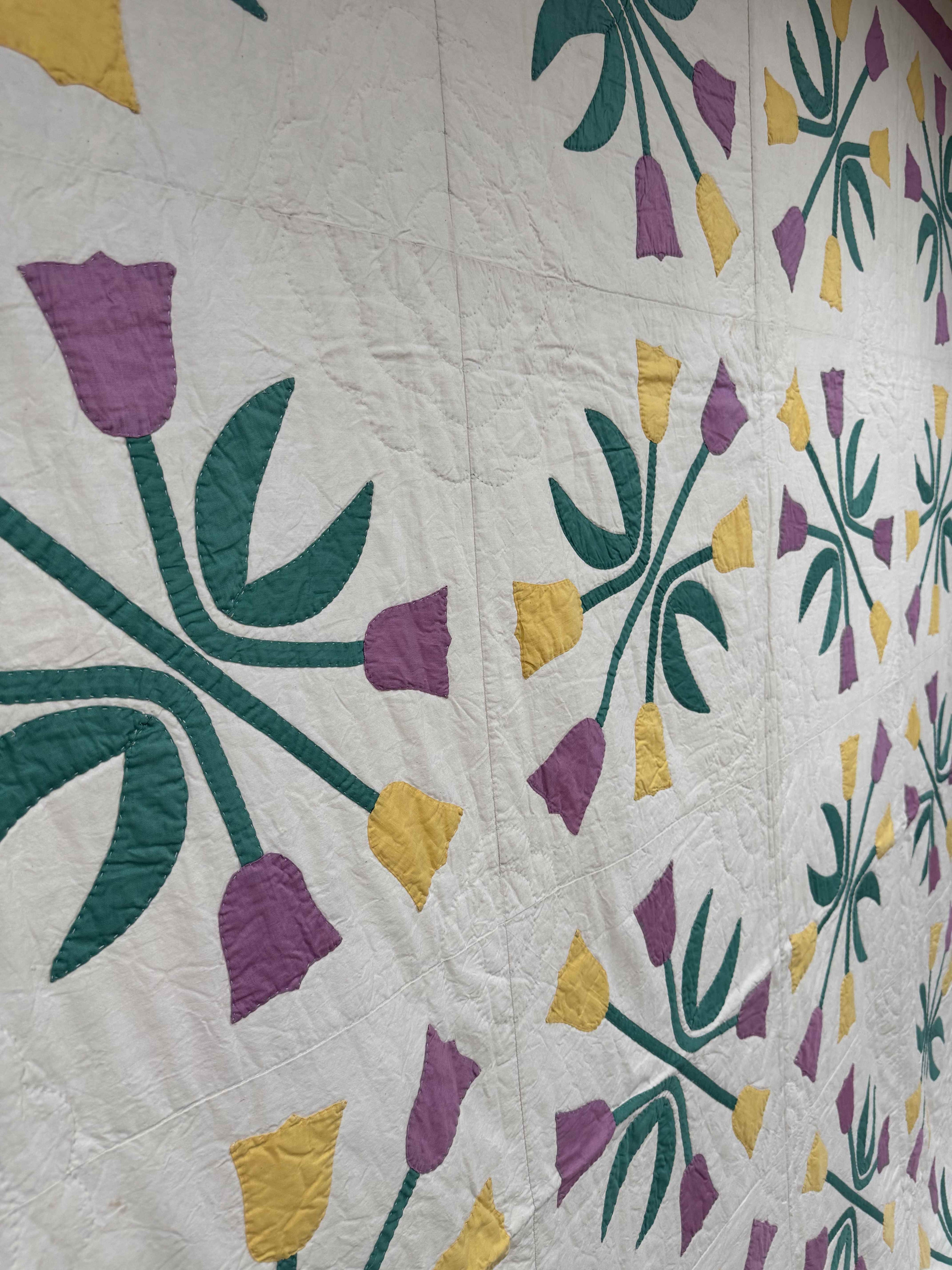 Vintage Quilt Tulip Applique