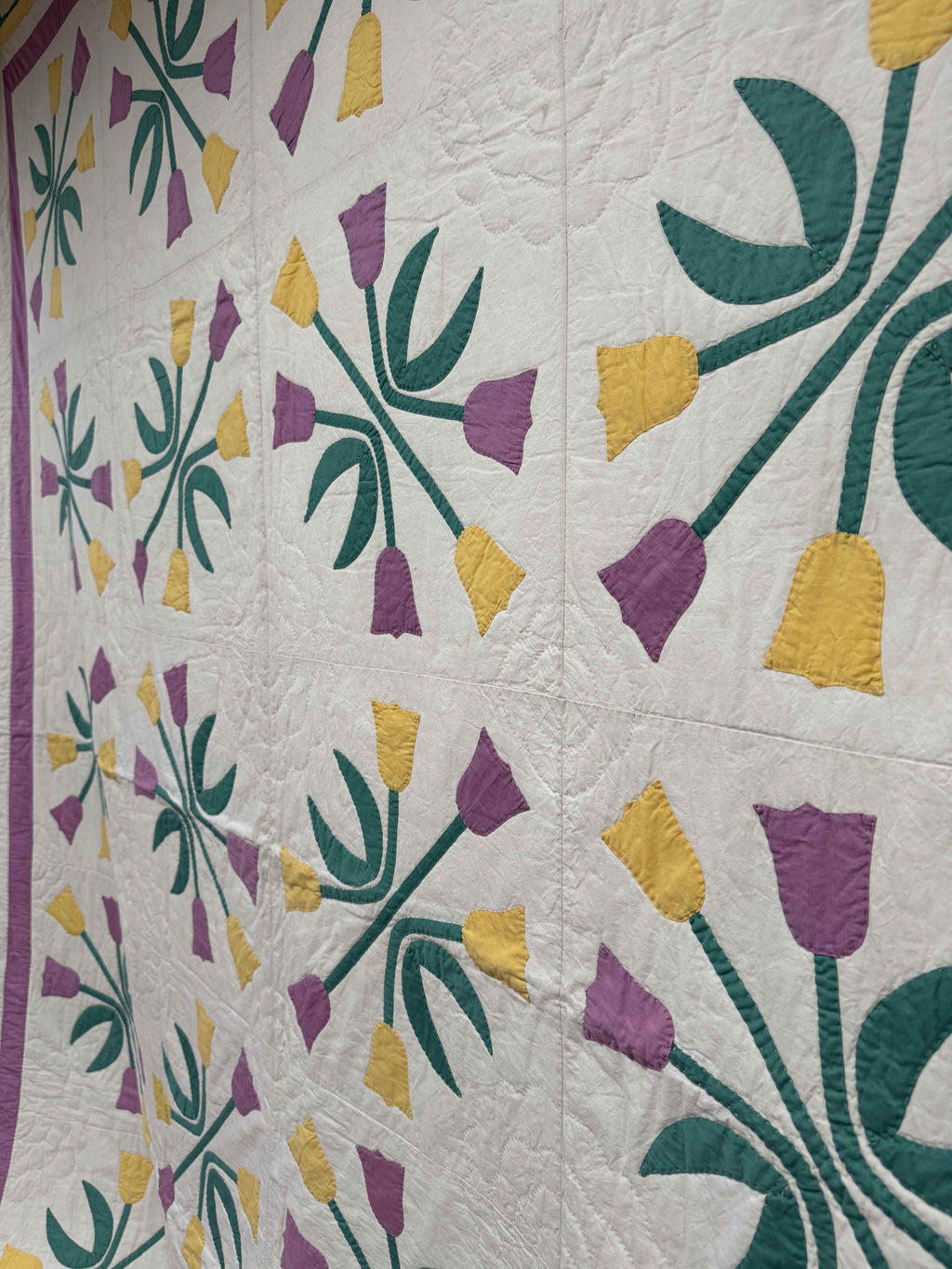 Vintage Quilt Tulip Applique