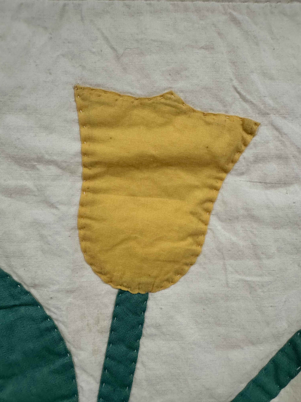 Vintage Quilt Tulip Applique