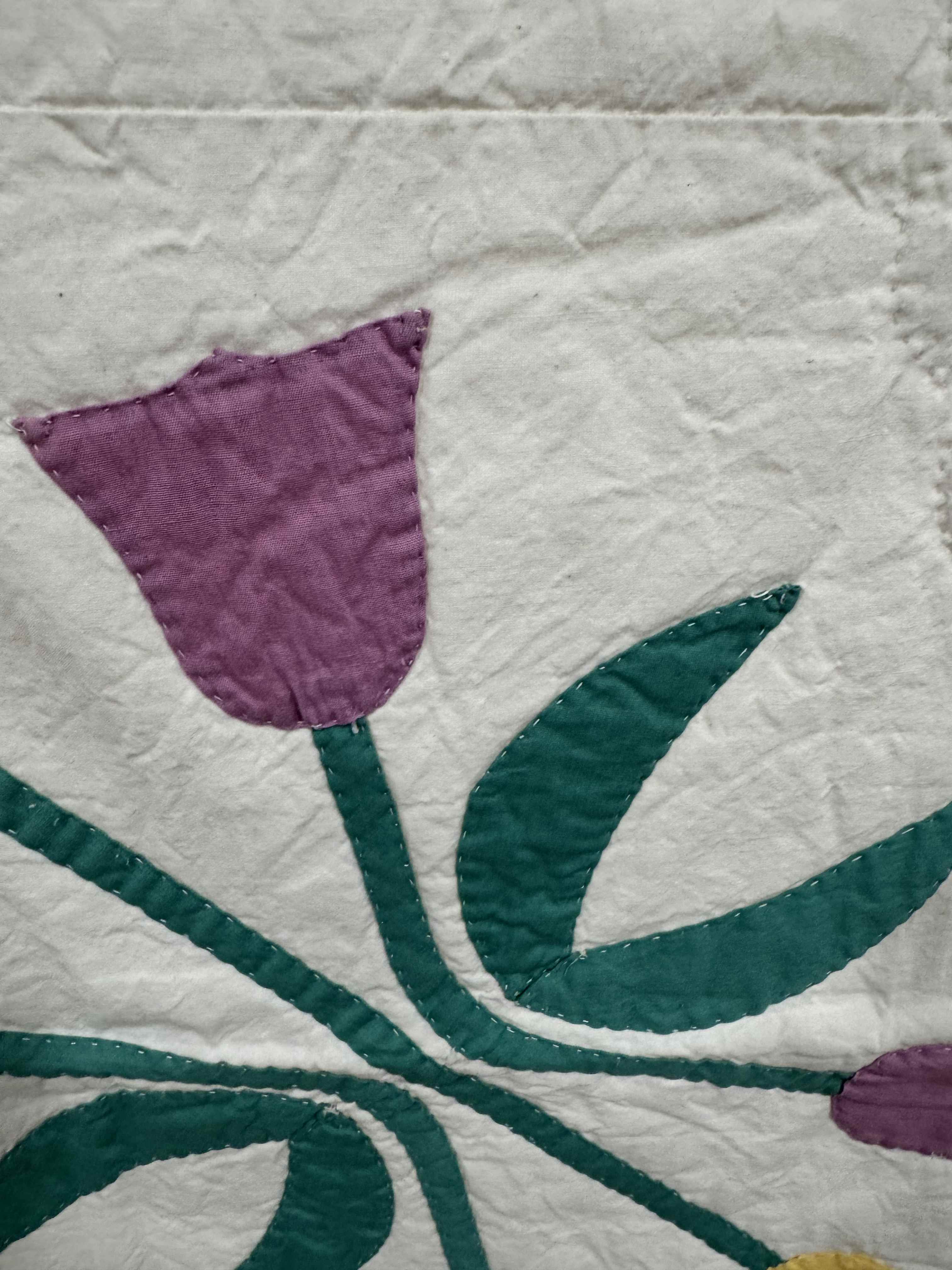 Vintage Quilt Tulip Applique