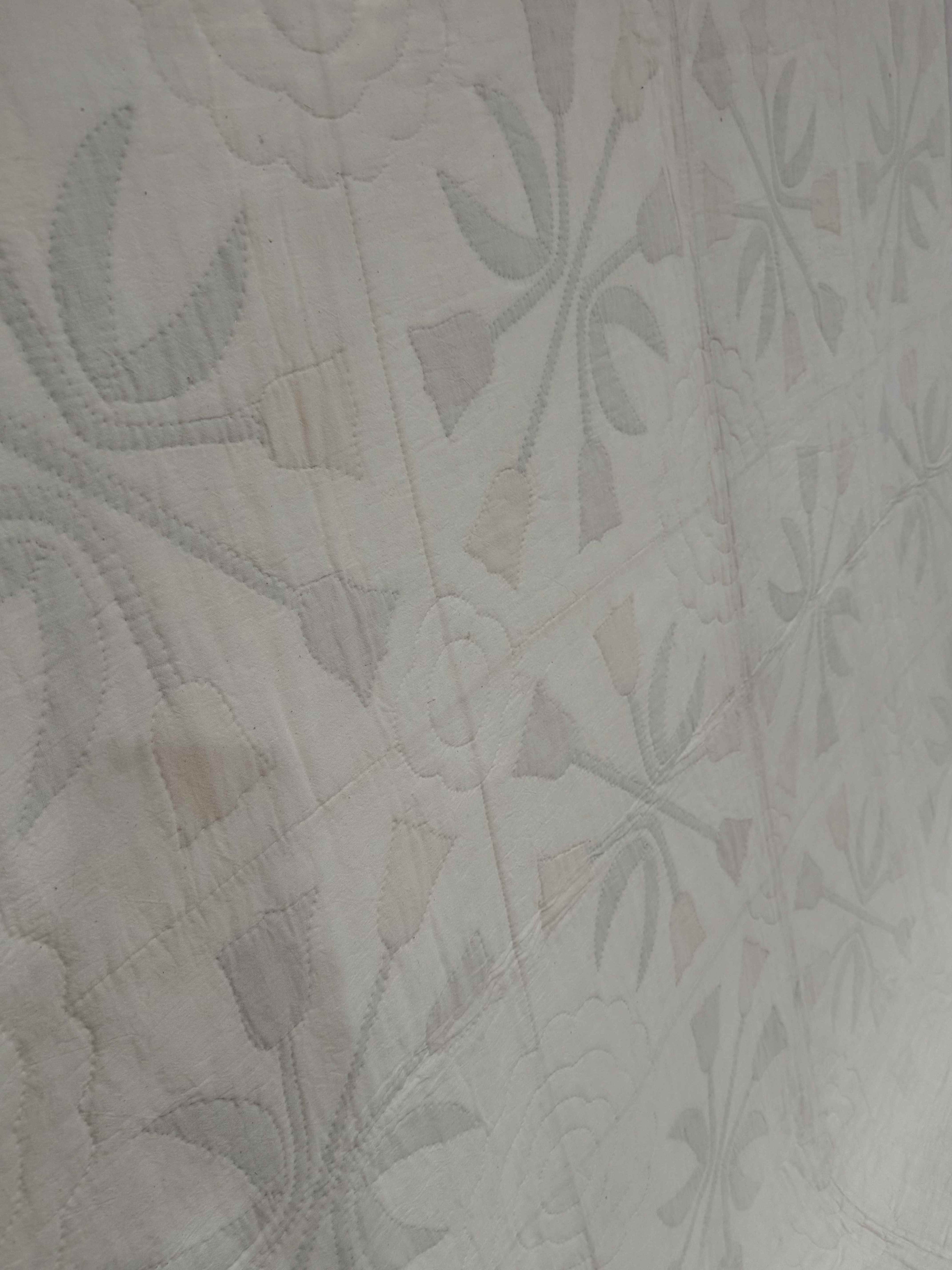 Vintage Quilt Tulip Applique