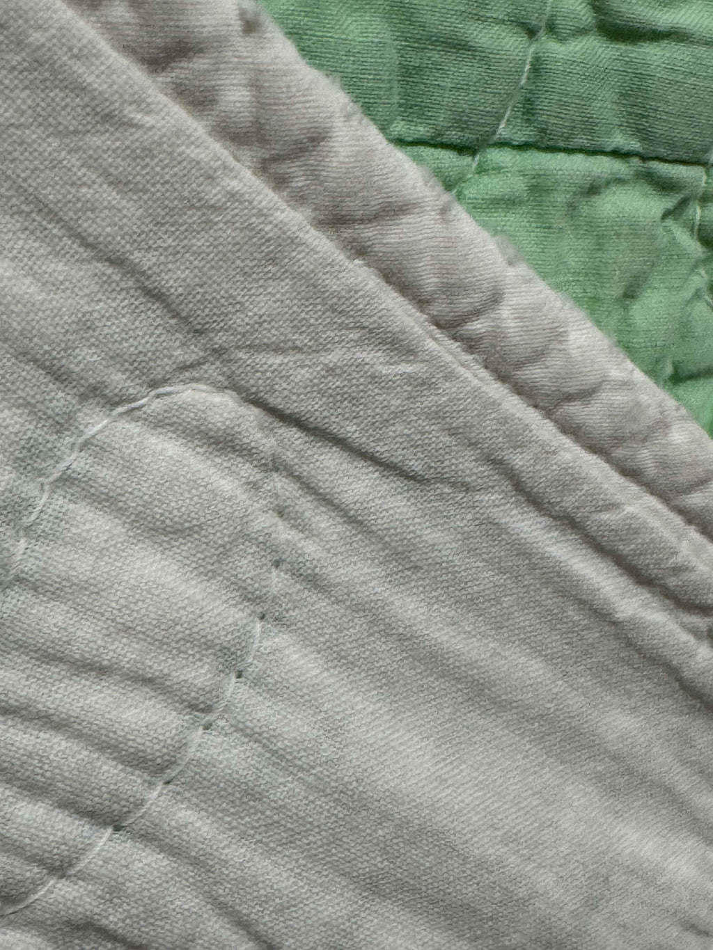 Vintage Quilt Dresden Plate