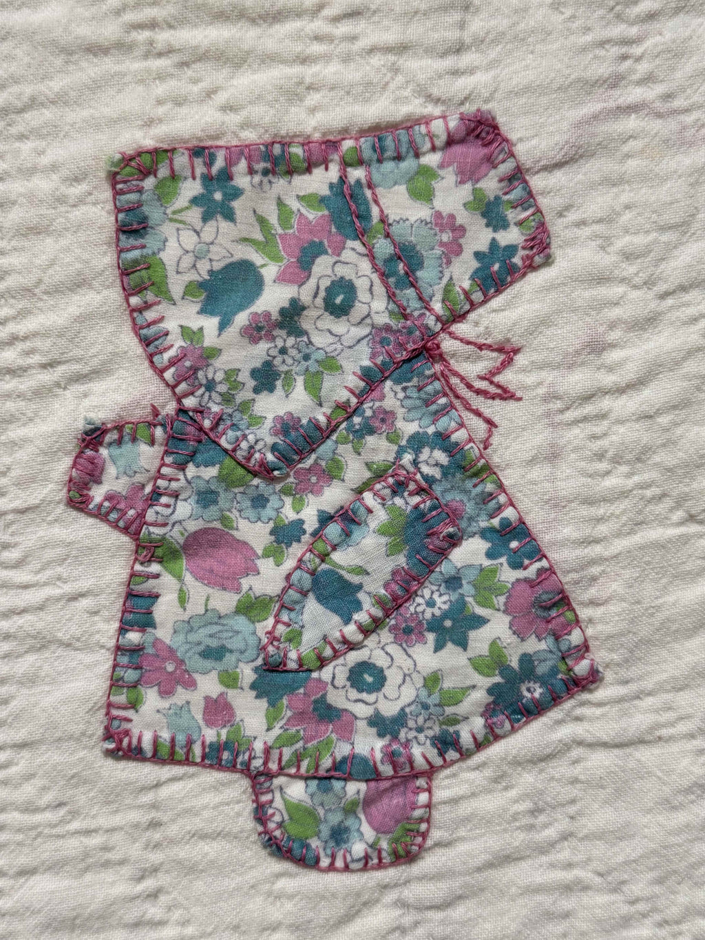 **SOLD Vintage Quilt Sunbonnet Sue Crib Size SOLD**
