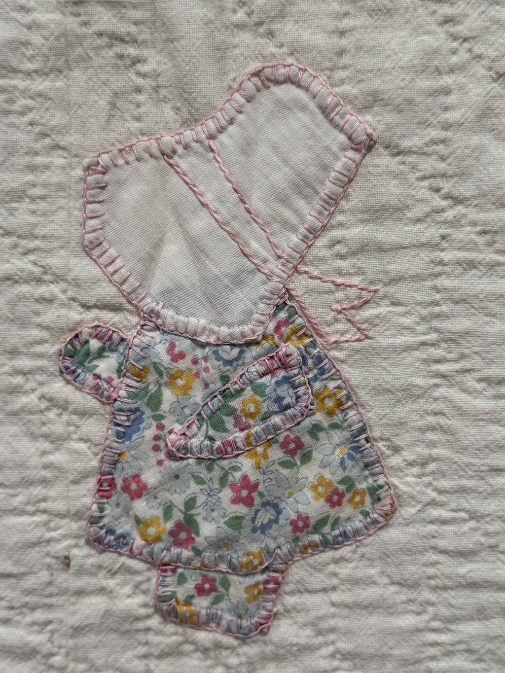 **SOLD Vintage Quilt Sunbonnet Sue Crib Size SOLD**
